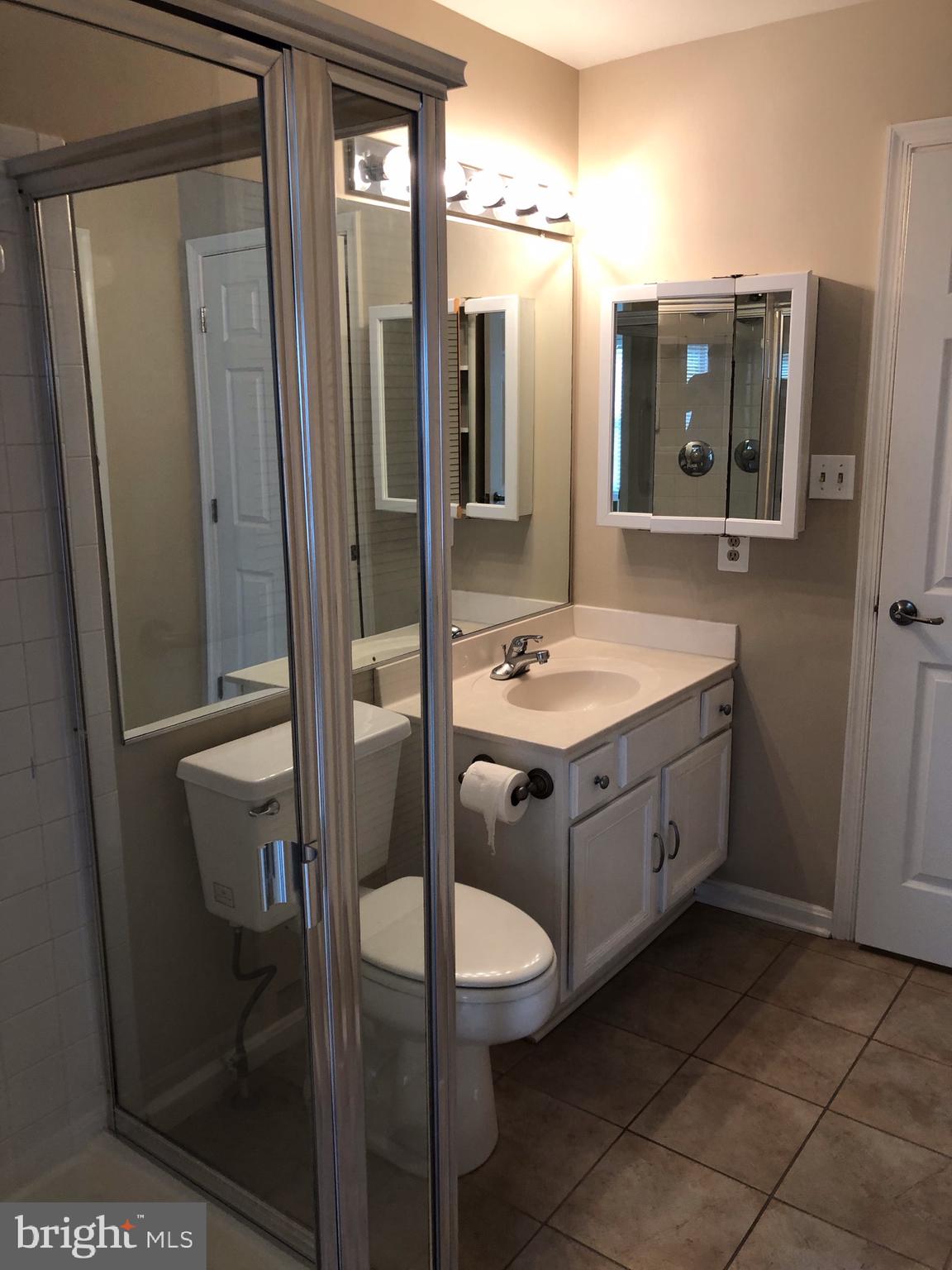 FALLS GABLE - Residential