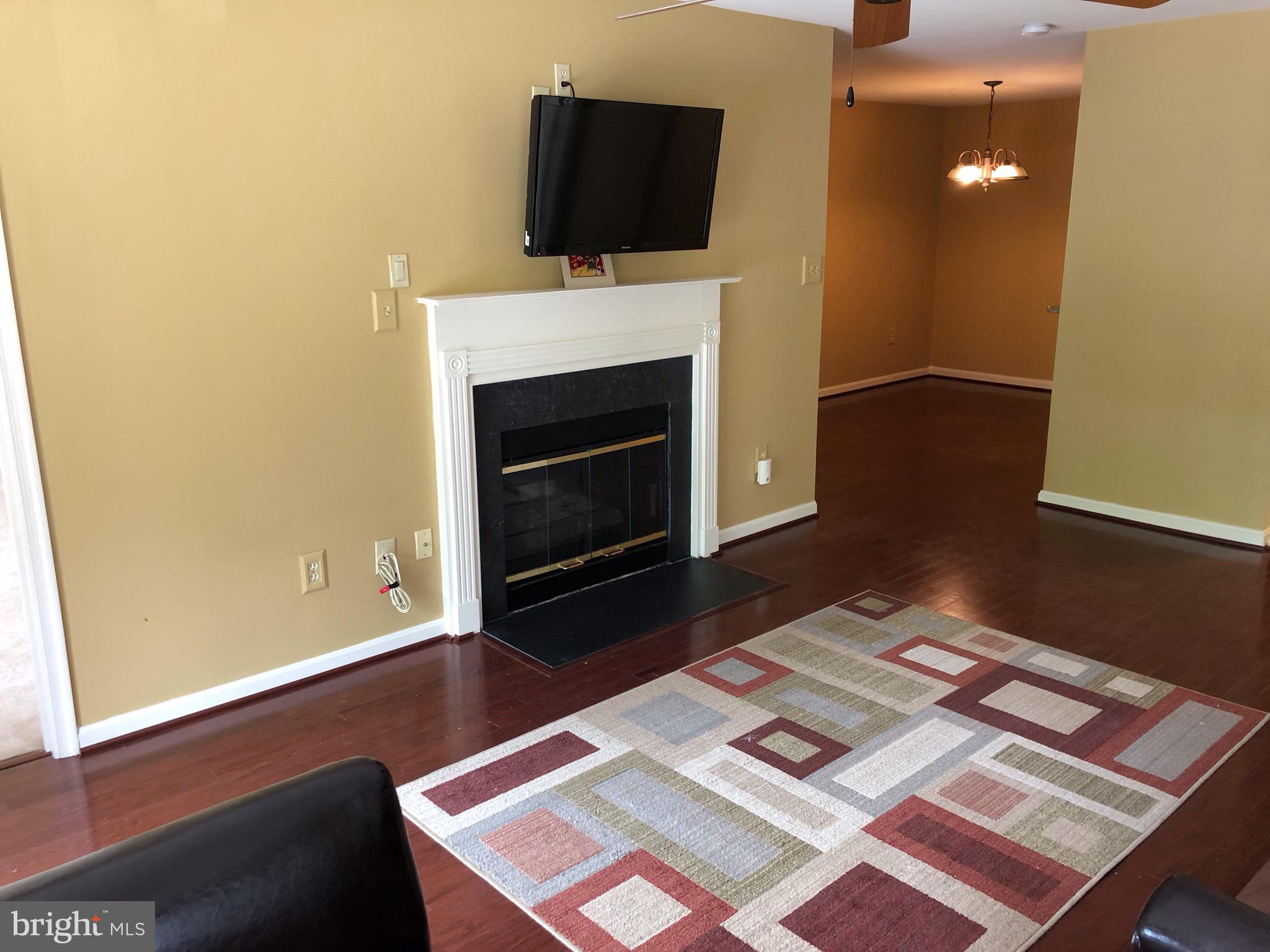 FALLS GABLE - Residential