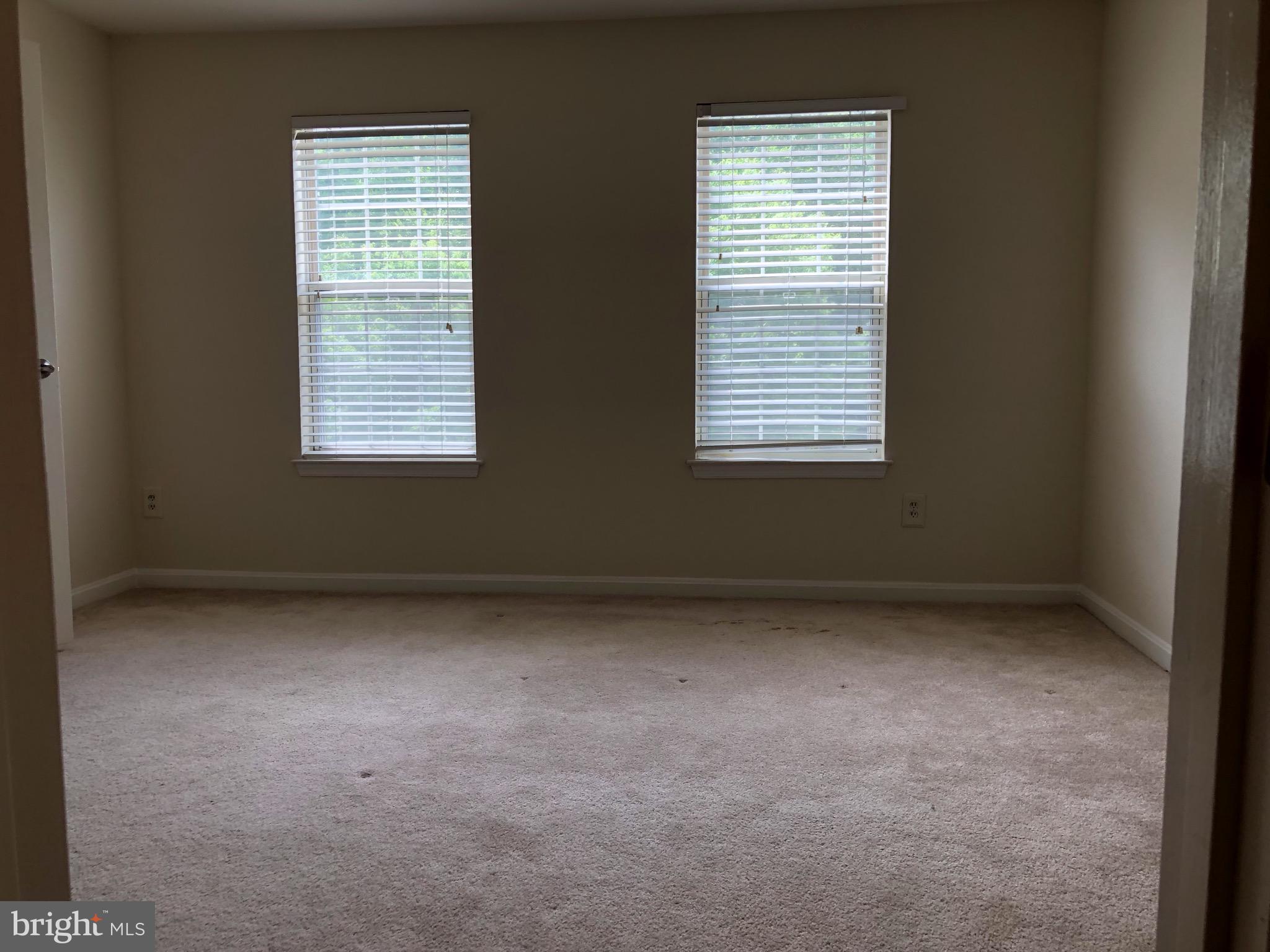 FALLS GABLE - Residential