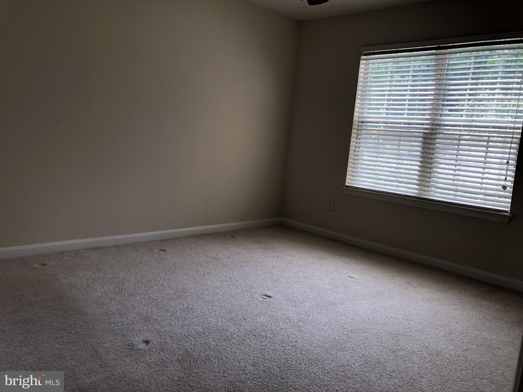 FALLS GABLE - Residential