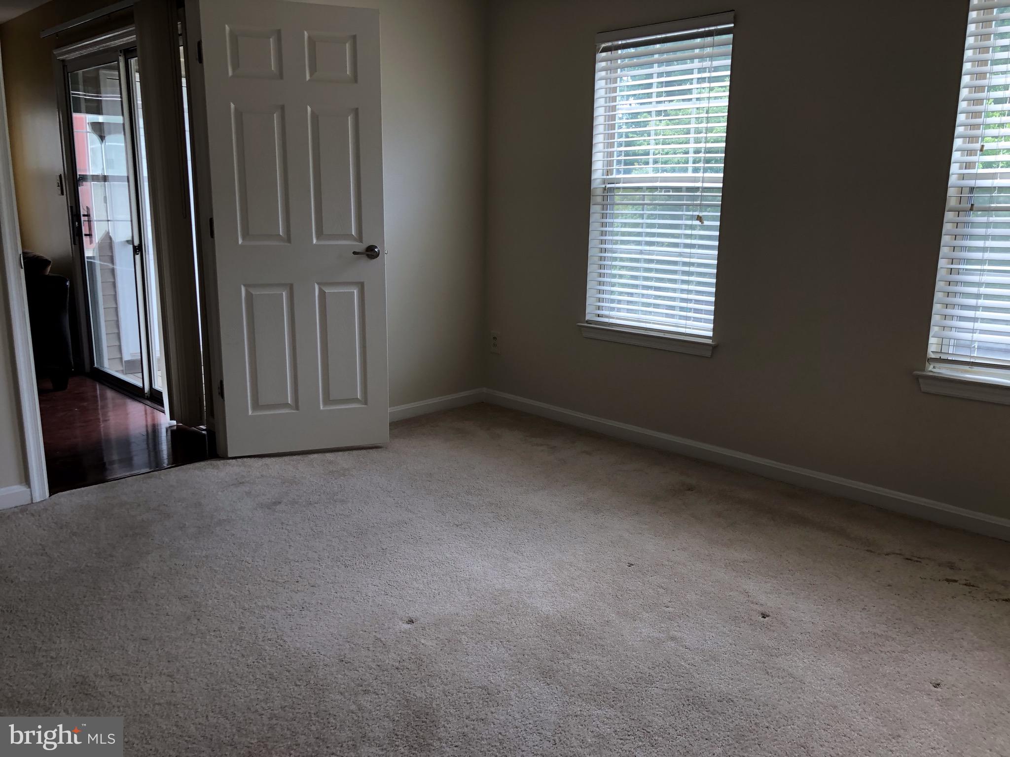 FALLS GABLE - Residential