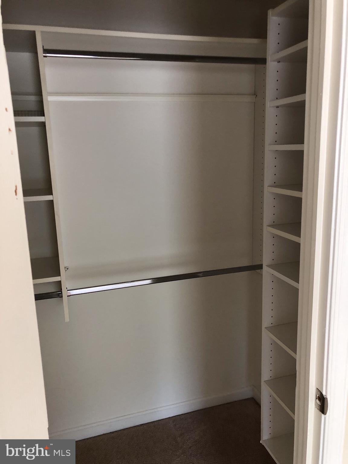 FALLS GABLE - Residential