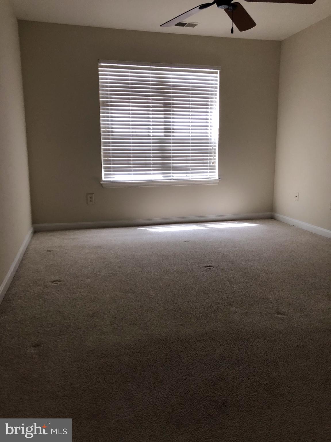 FALLS GABLE - Residential