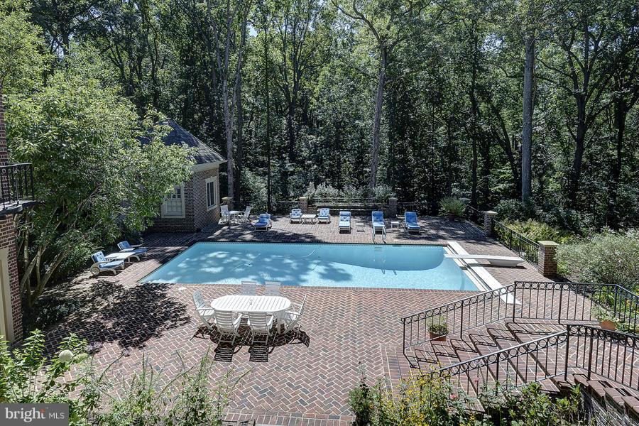 AVENEL - Residential