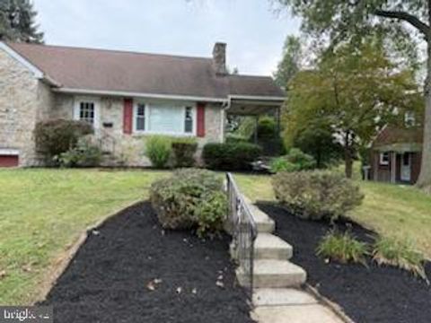 423 WOODSIDE AVENUE READING PA 19609