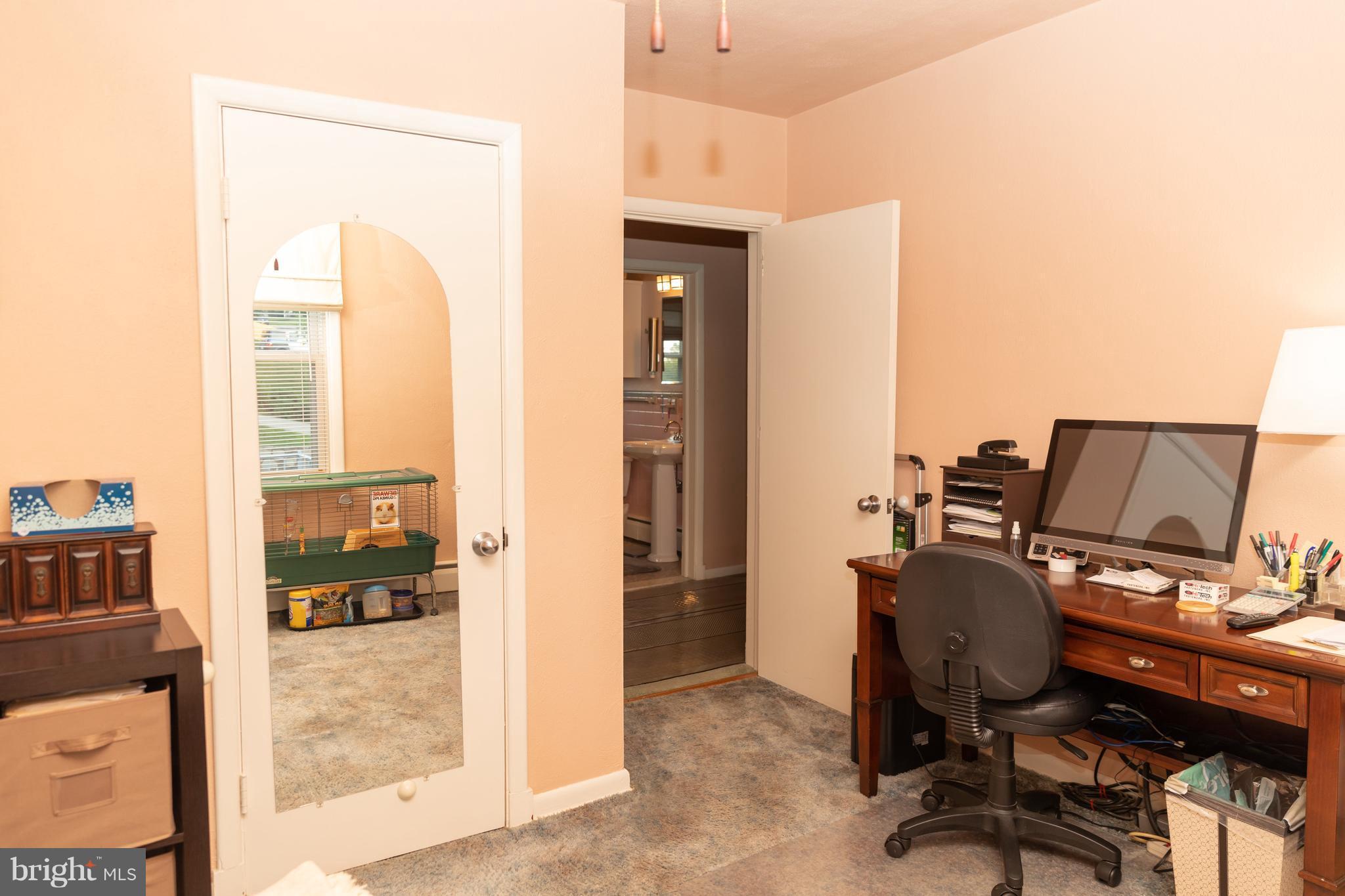 MICHAELTON MANOR - Residential