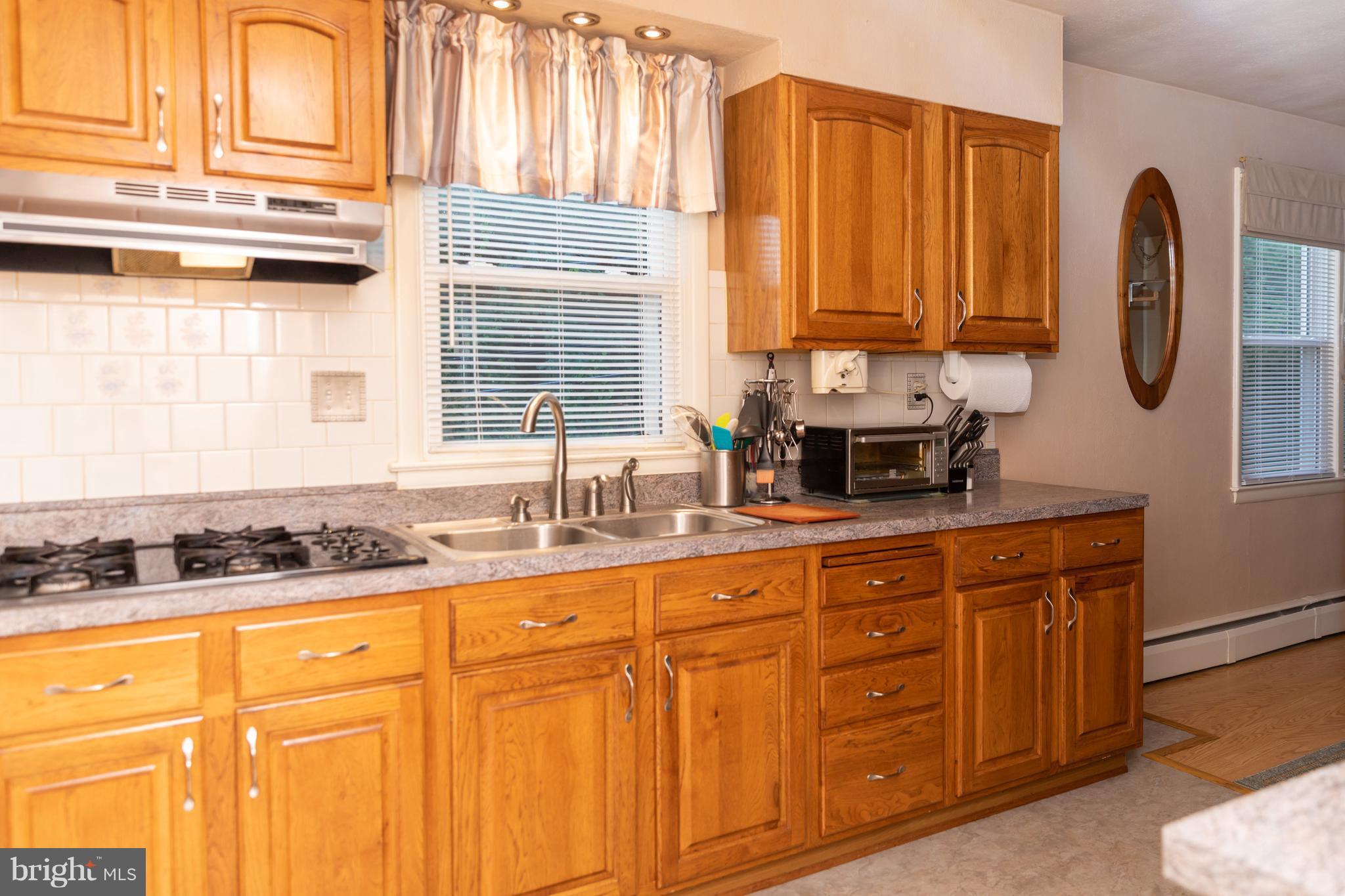 MICHAELTON MANOR - Residential