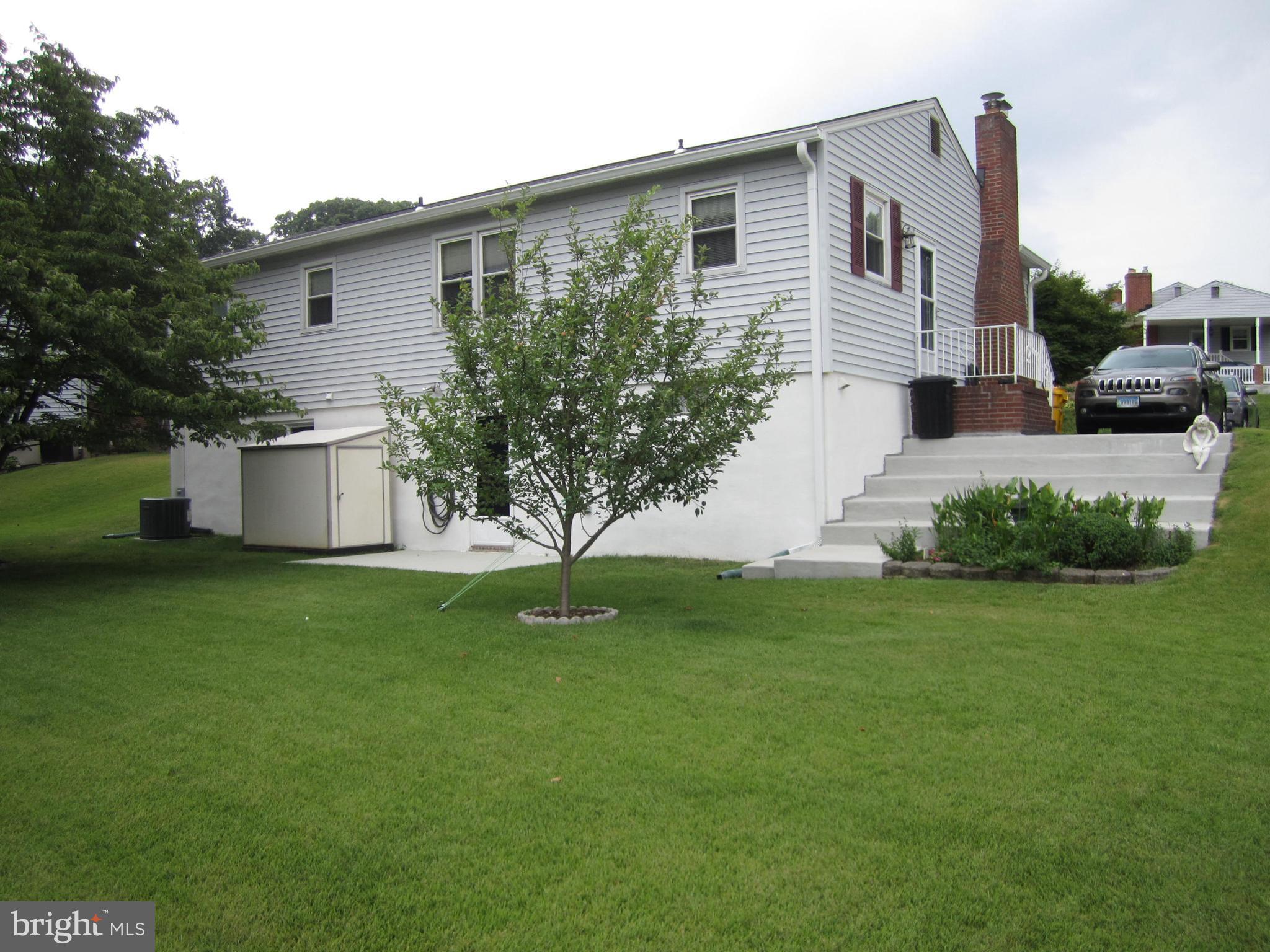 MICHAELTON MANOR - Residential