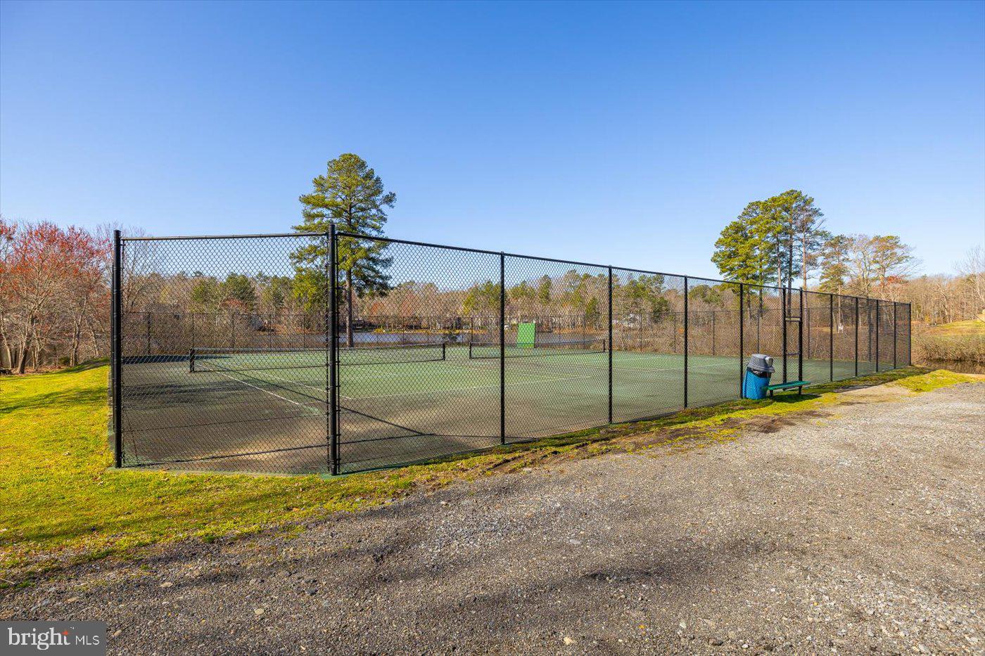 LAKE LAND OR - Residential