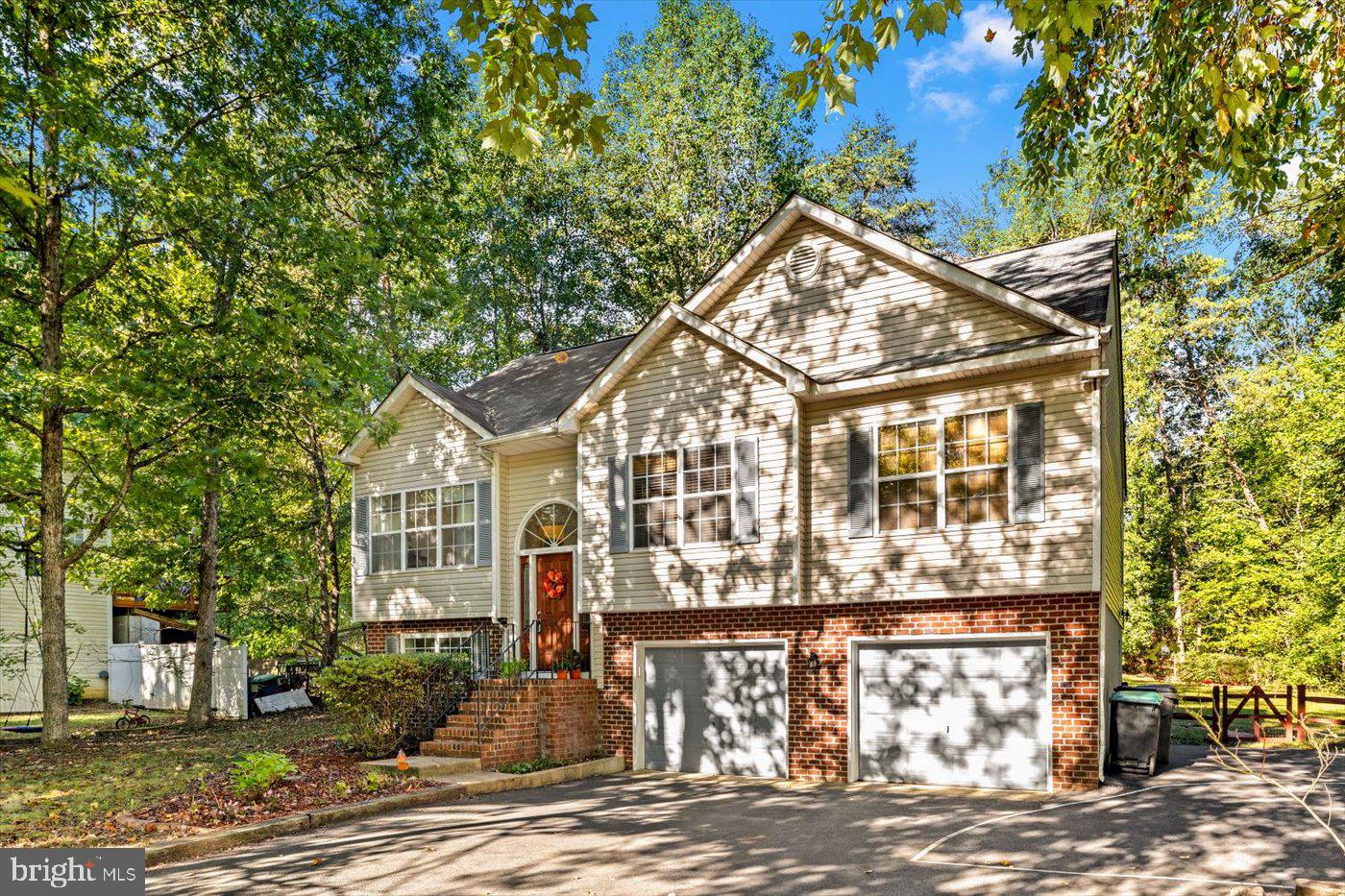 LAKE LAND OR - Residential