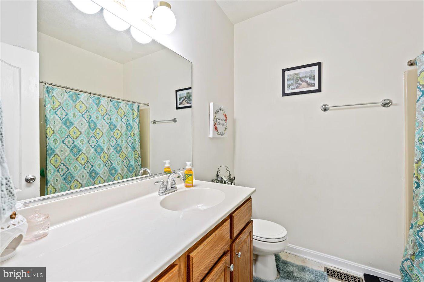 LAKE LAND OR - Residential