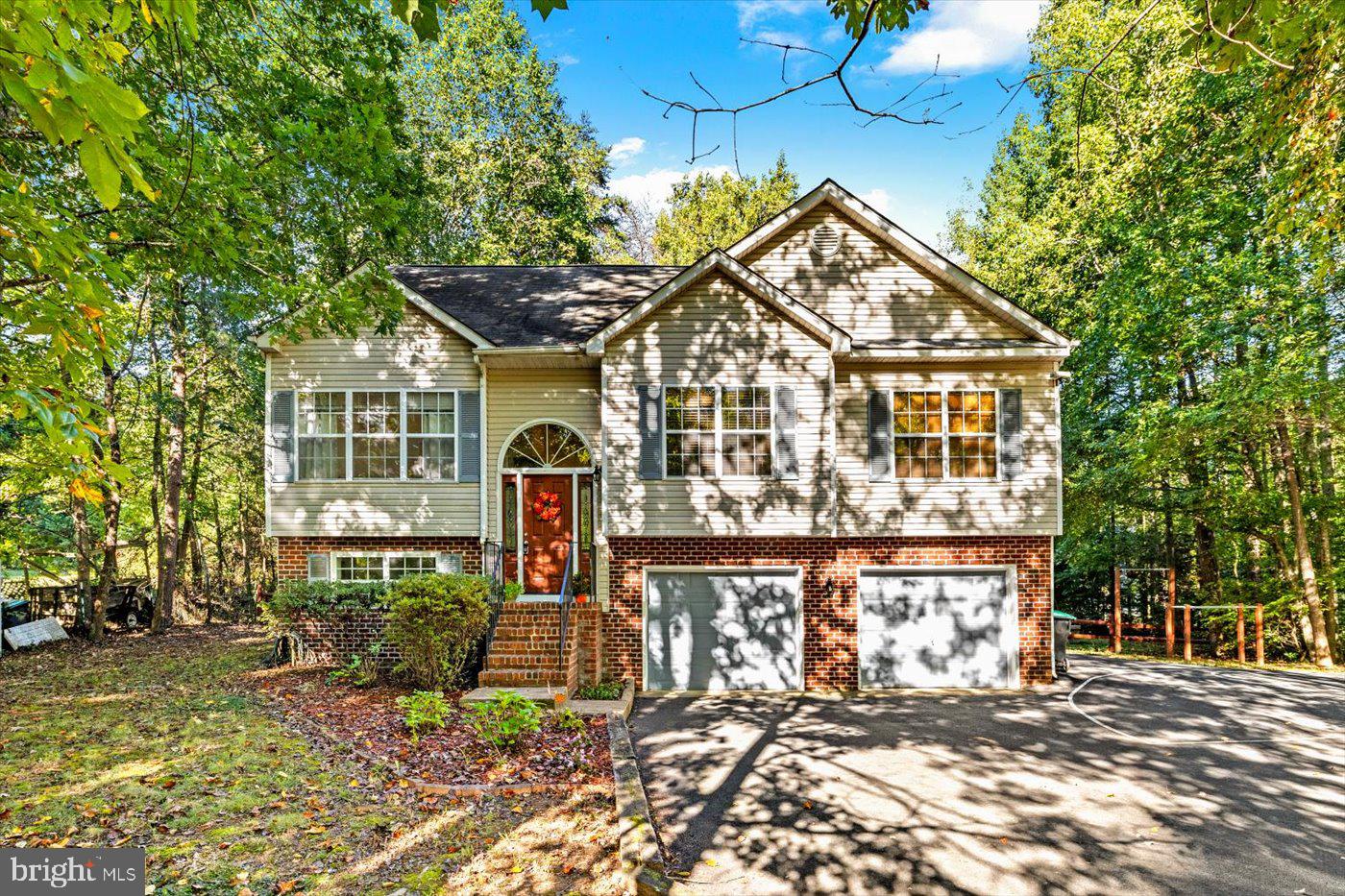 LAKE LAND OR - Residential