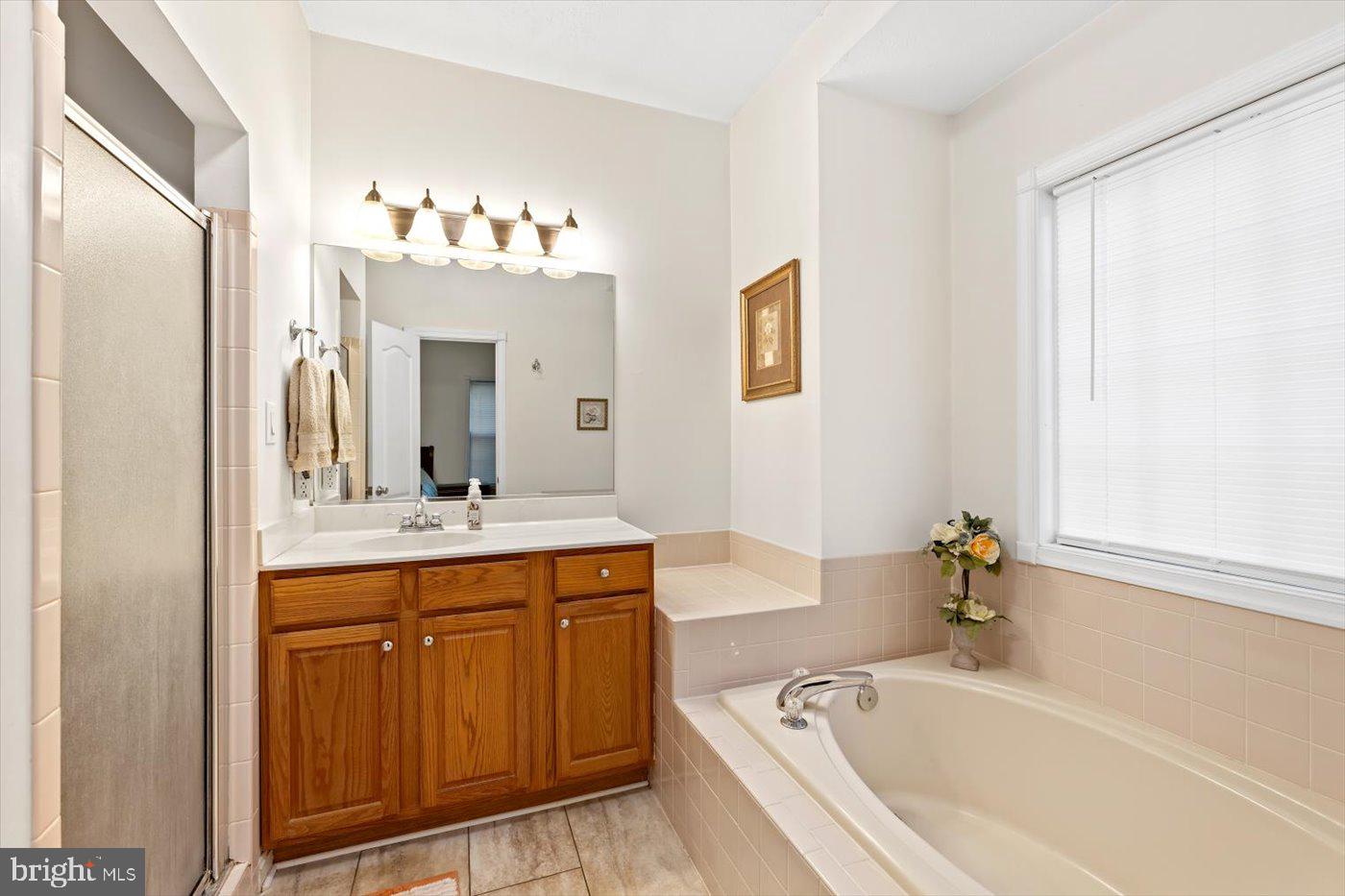 LAKE LAND OR - Residential