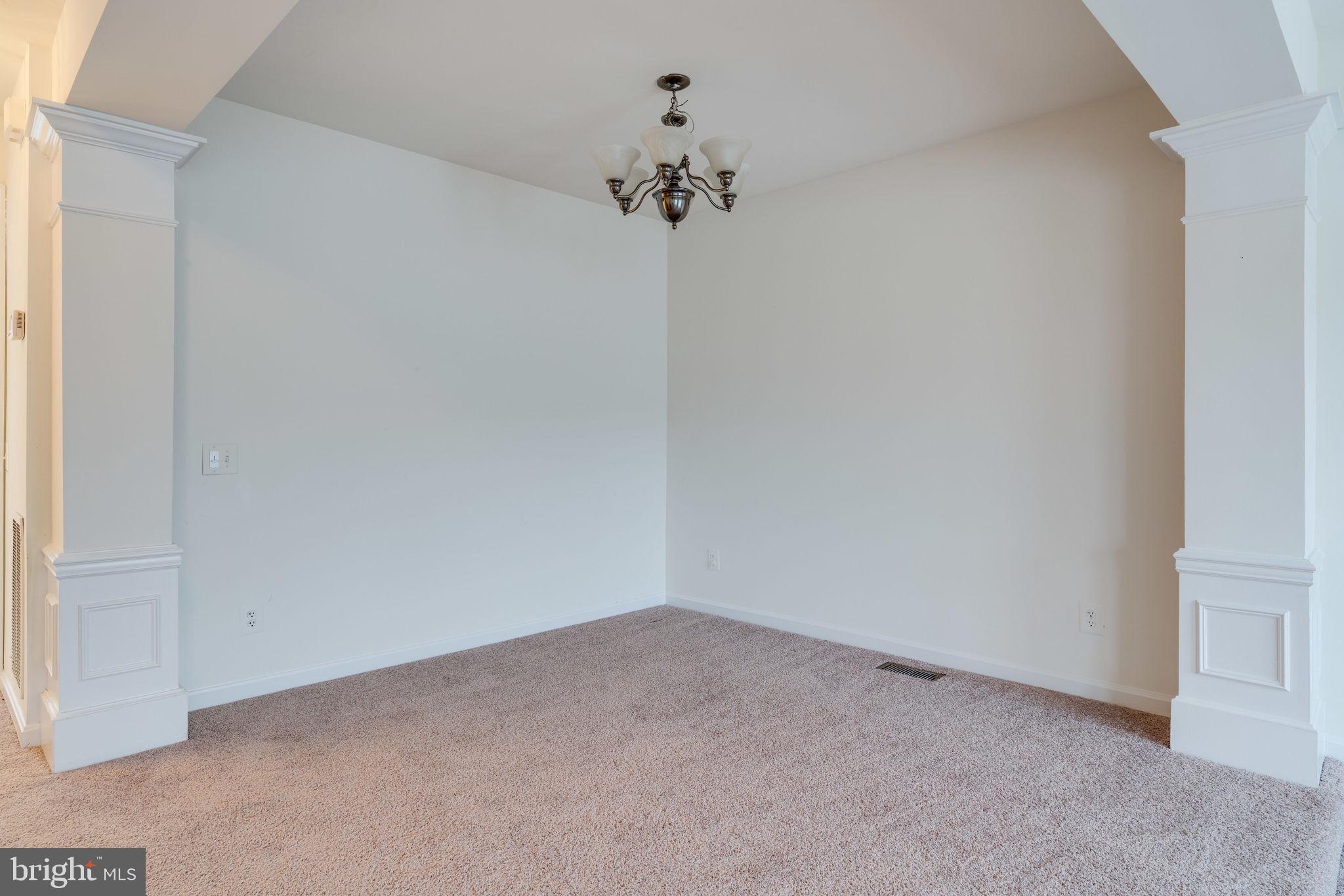 RIDGELEIGH - Residential