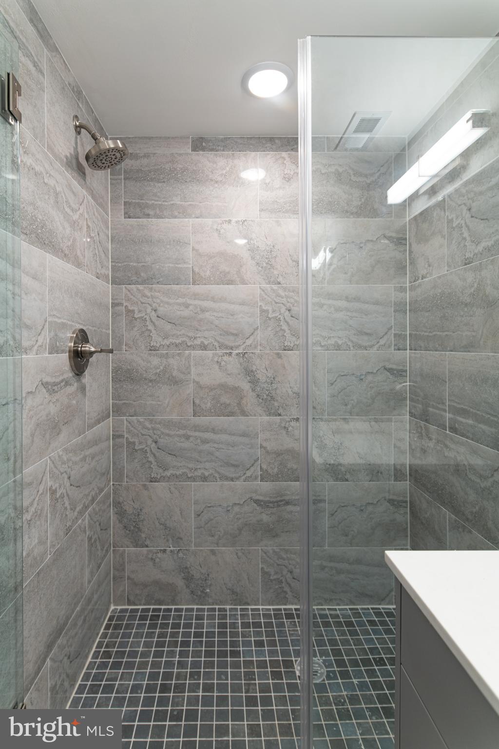 GERMANTOWN - Residential Lease