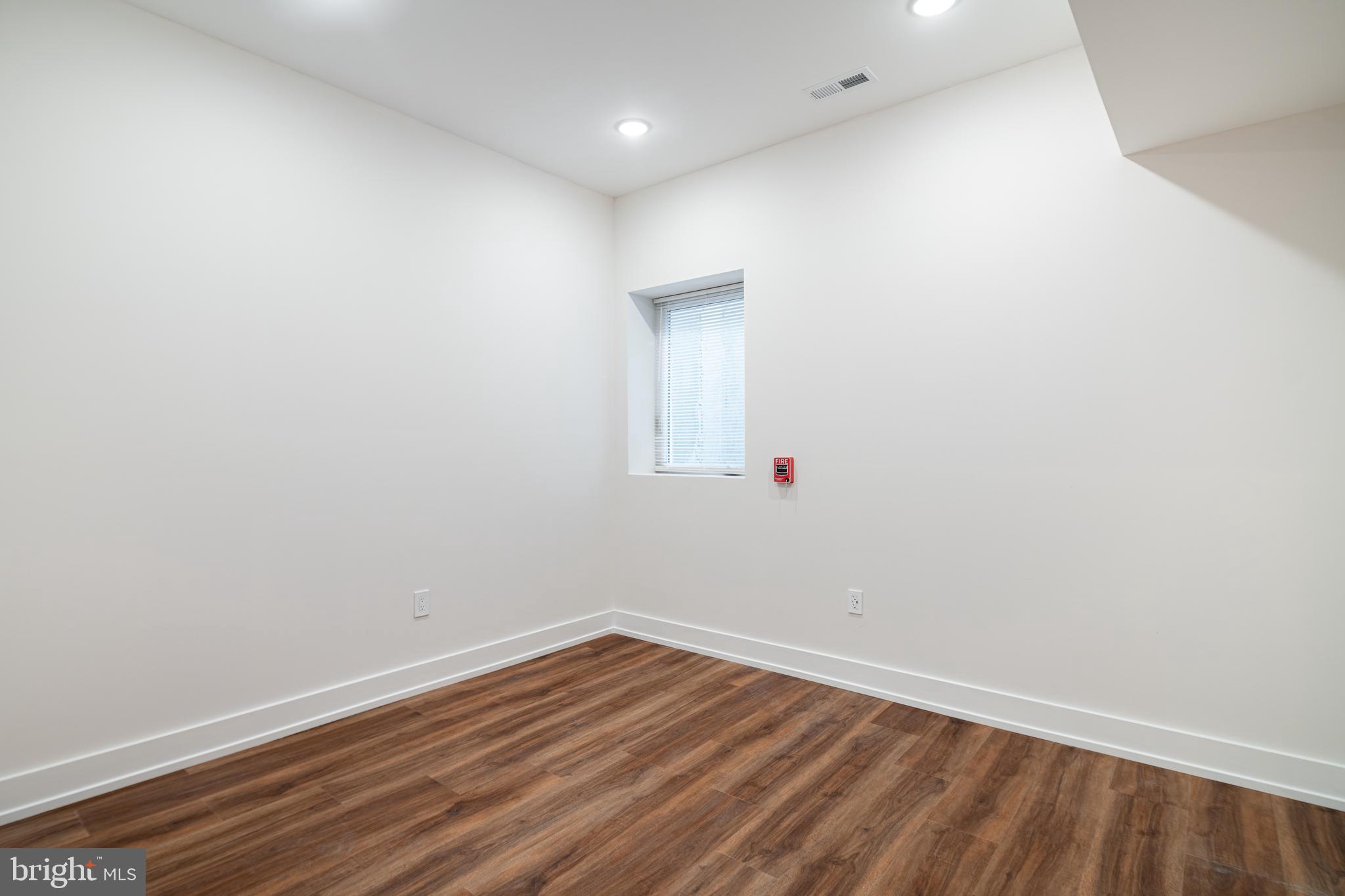 GERMANTOWN - Residential Lease