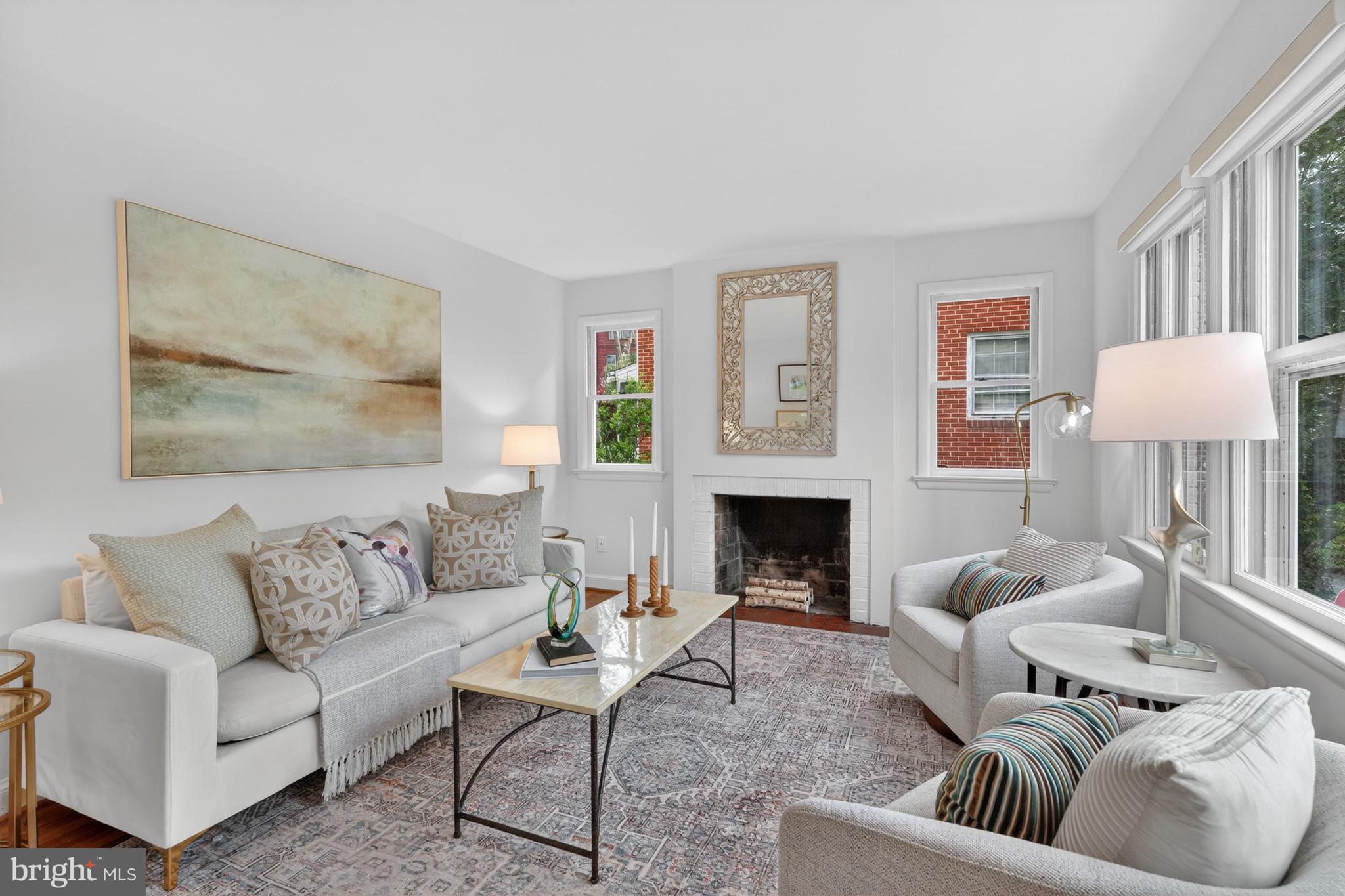 GREENWICH FOREST - Residential