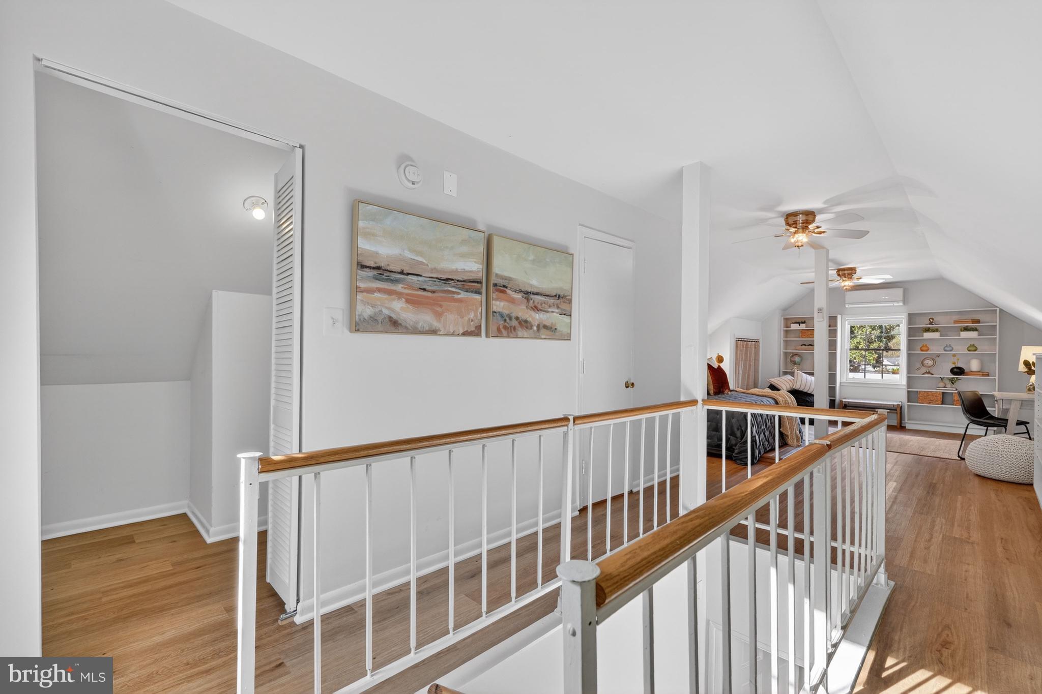 GREENWICH FOREST - Residential