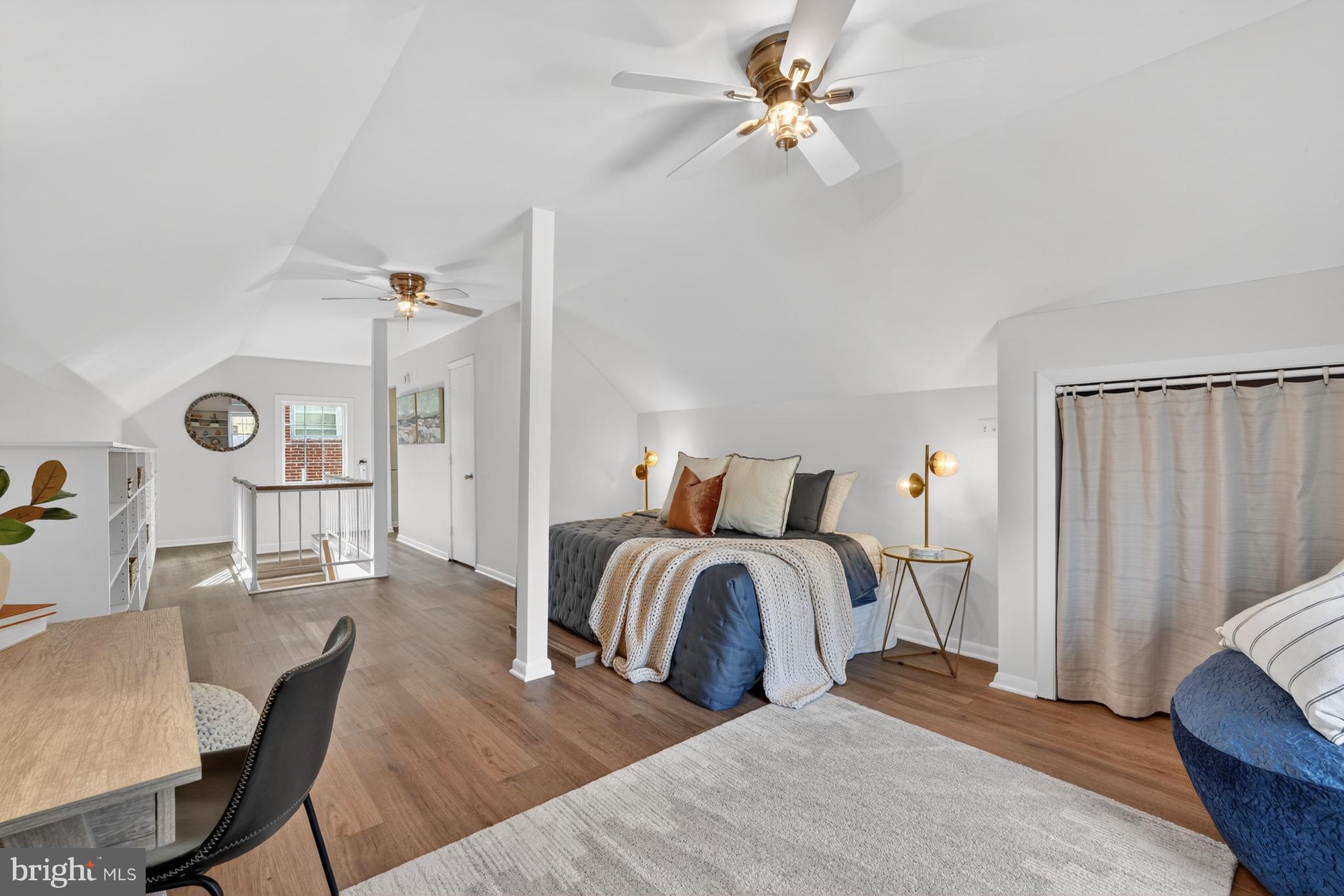 GREENWICH FOREST - Residential