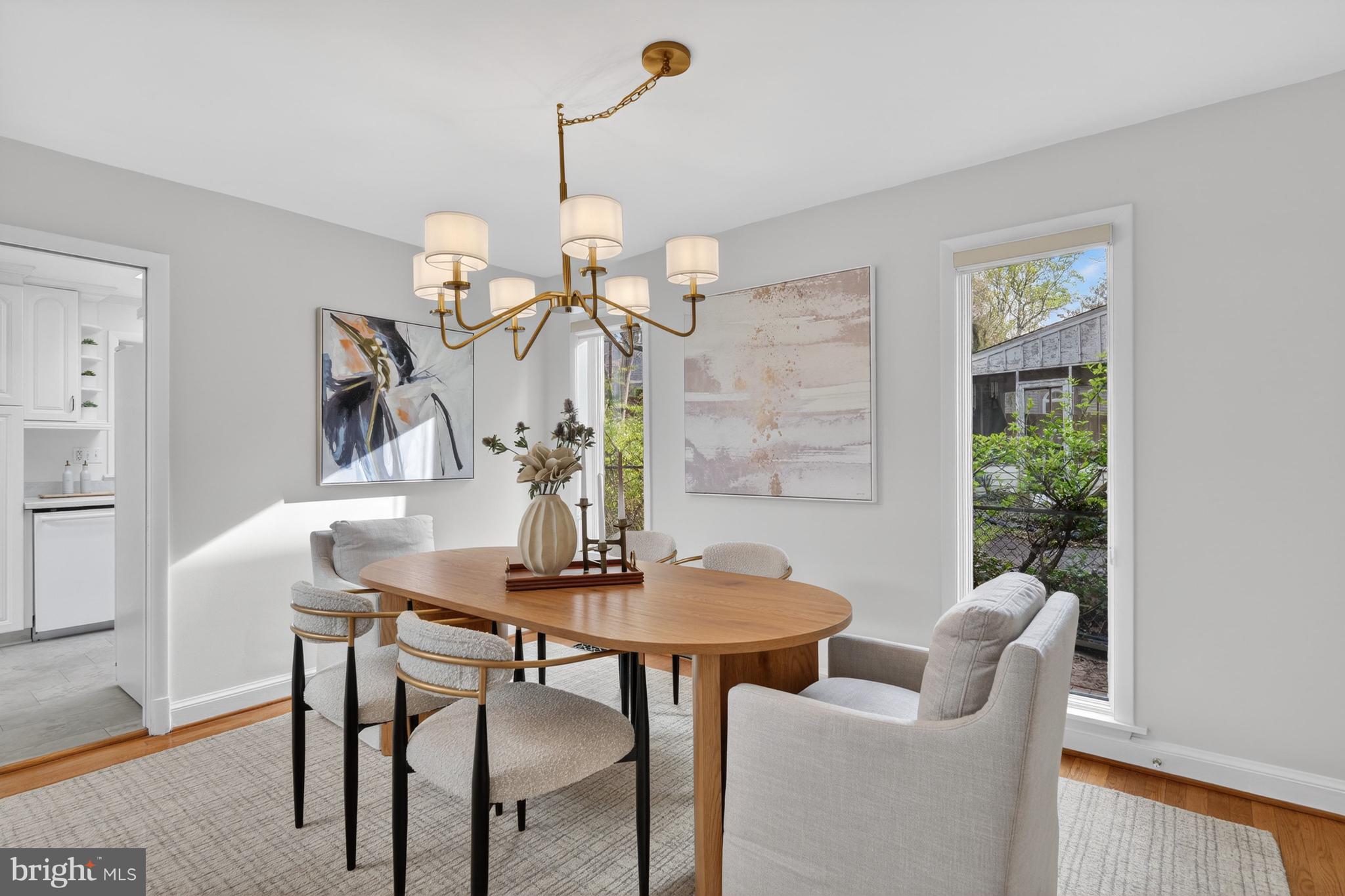 GREENWICH FOREST - Residential