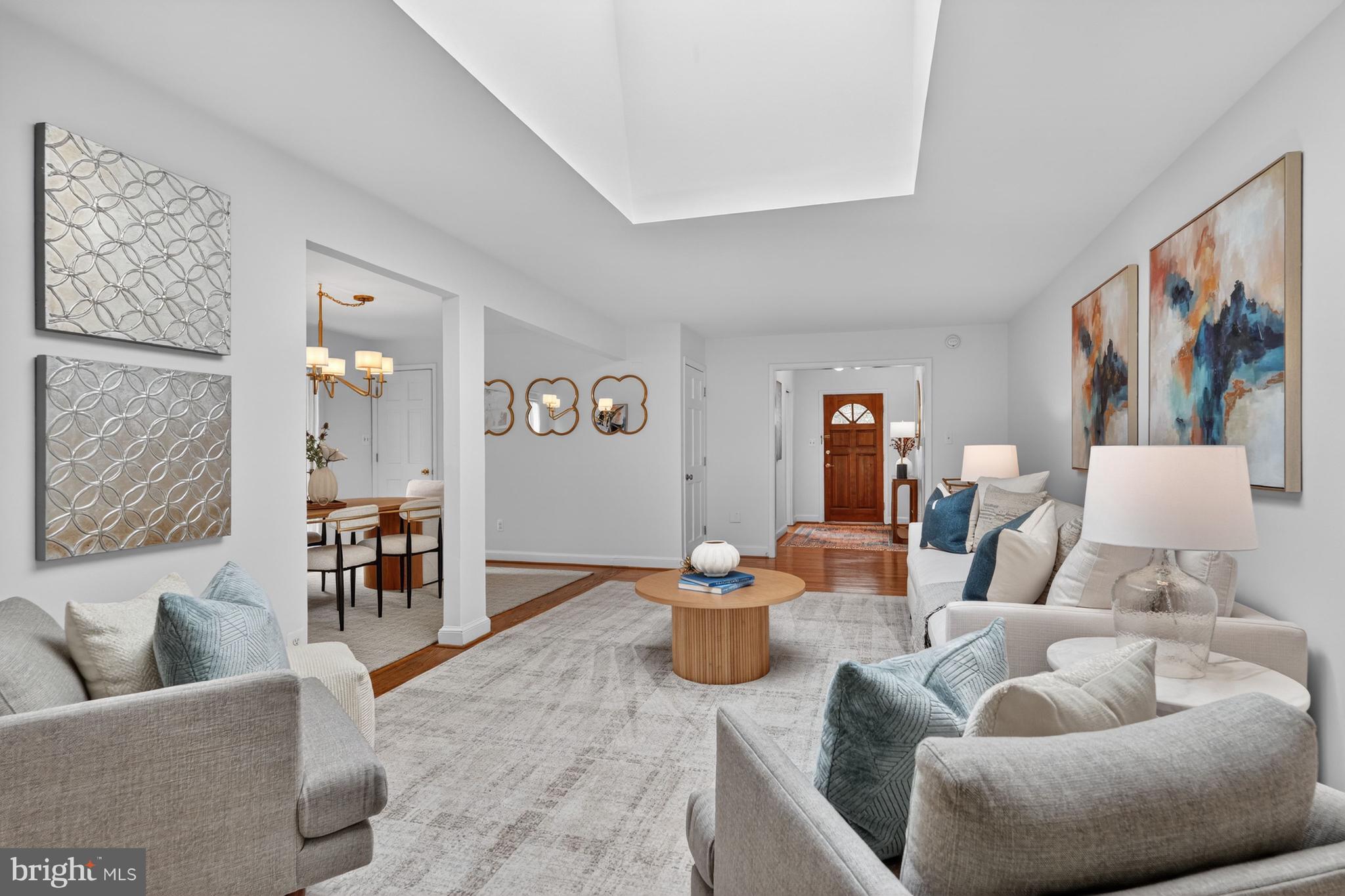 GREENWICH FOREST - Residential