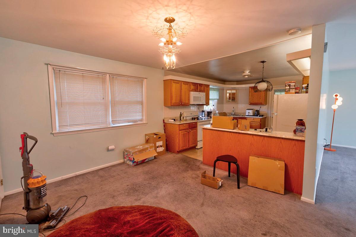 CALVERTON - Residential Lease