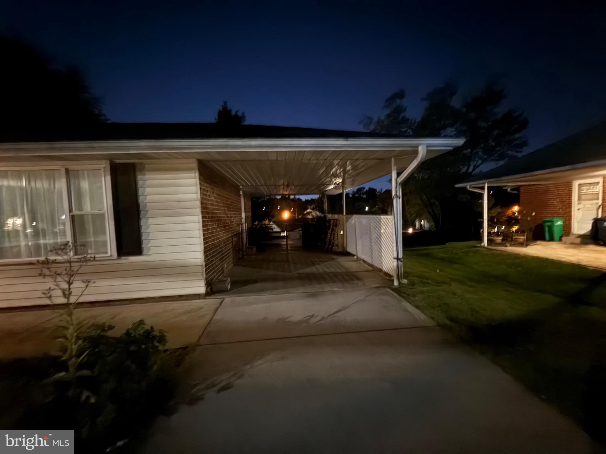 CALVERTON - Residential Lease