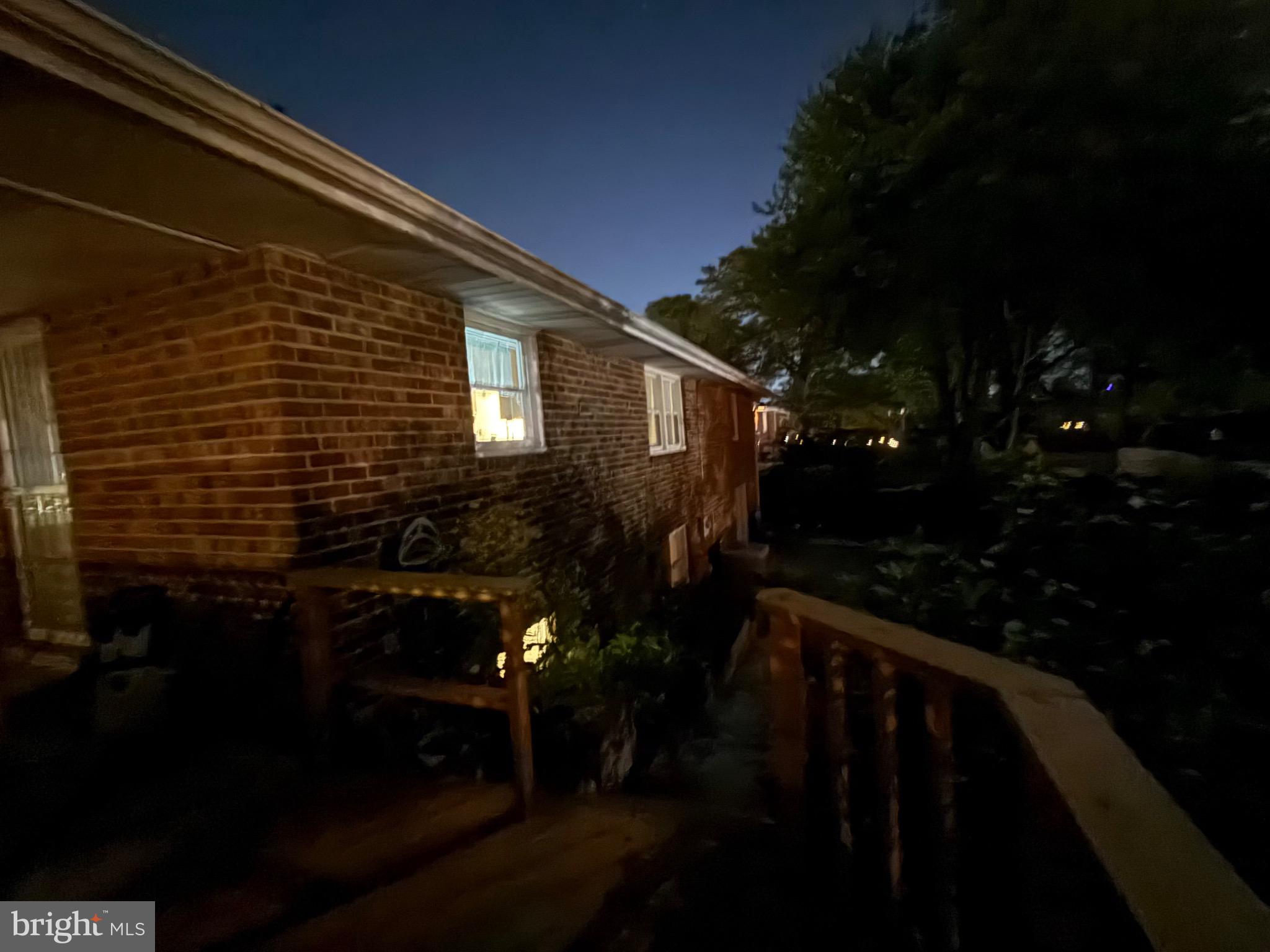 CALVERTON - Residential Lease