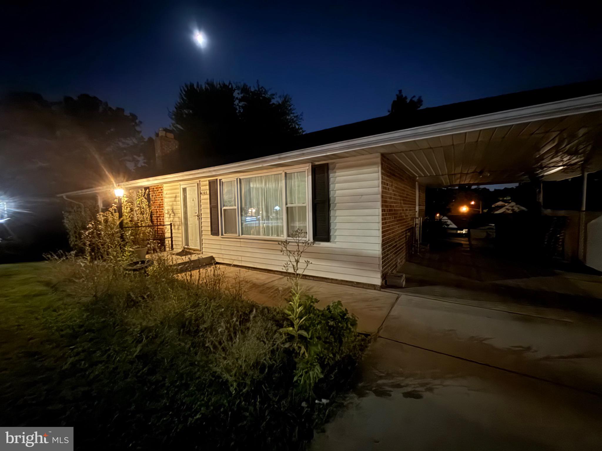 CALVERTON - Residential Lease