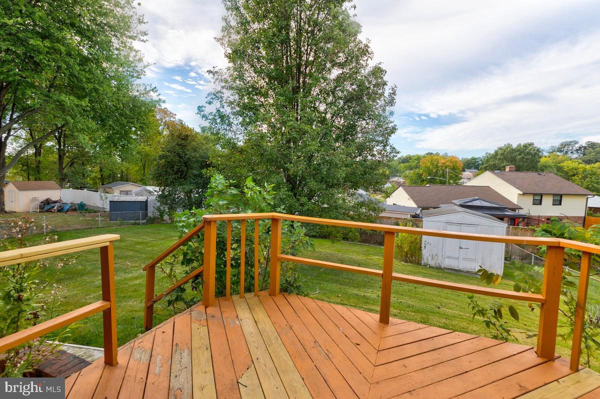 CALVERTON - Residential Lease