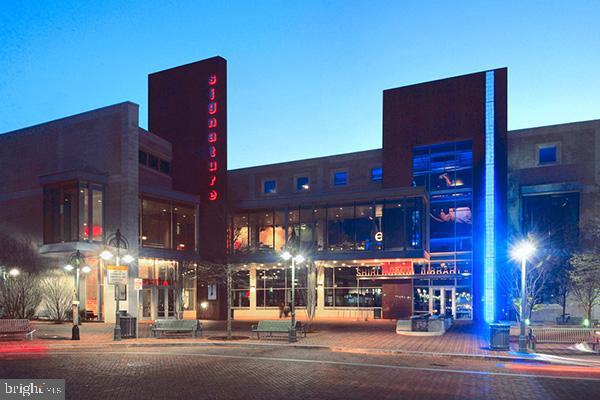 PARKFAIRFAX - Residential