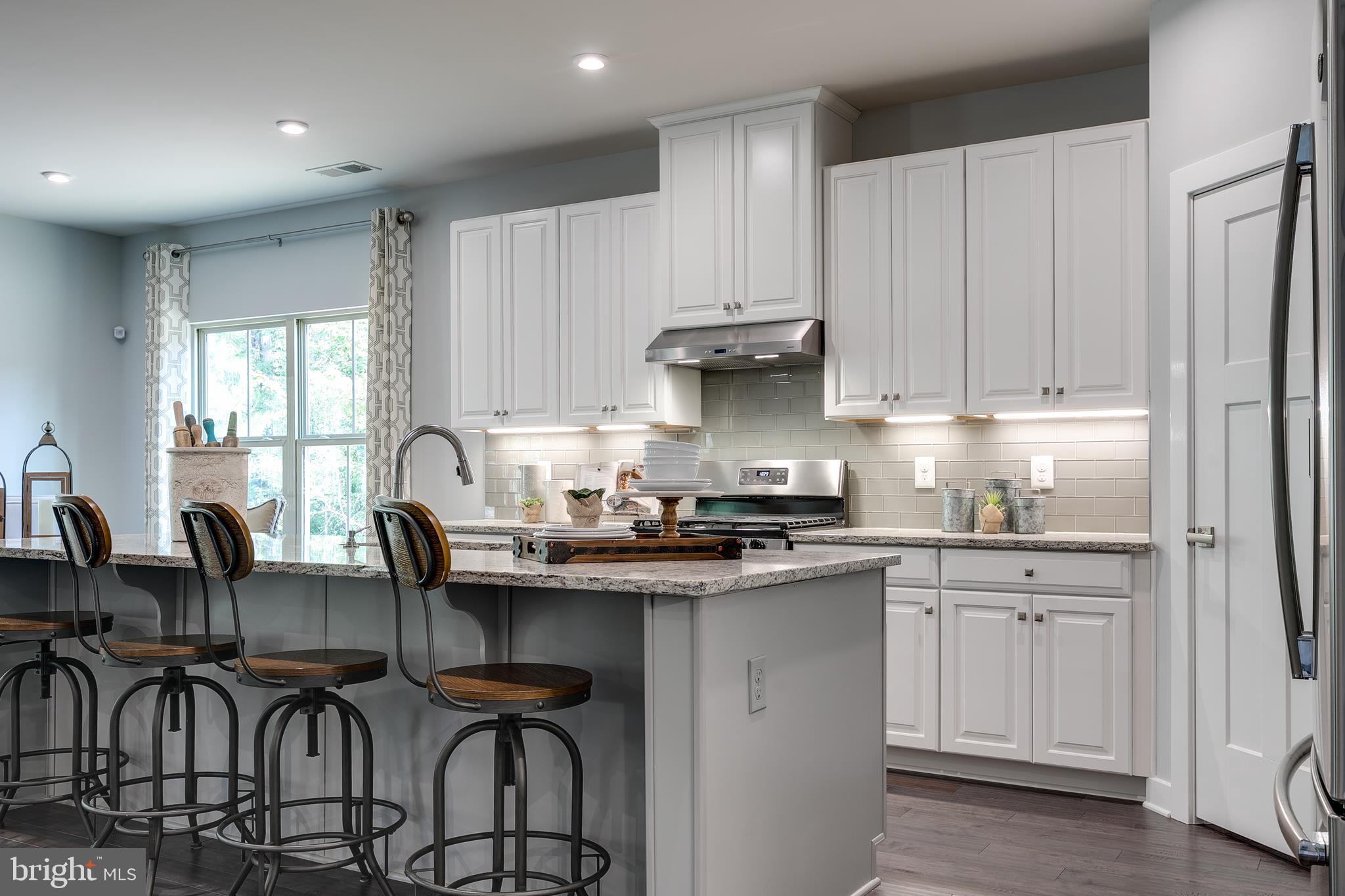 BALLENGER CREEK - Residential