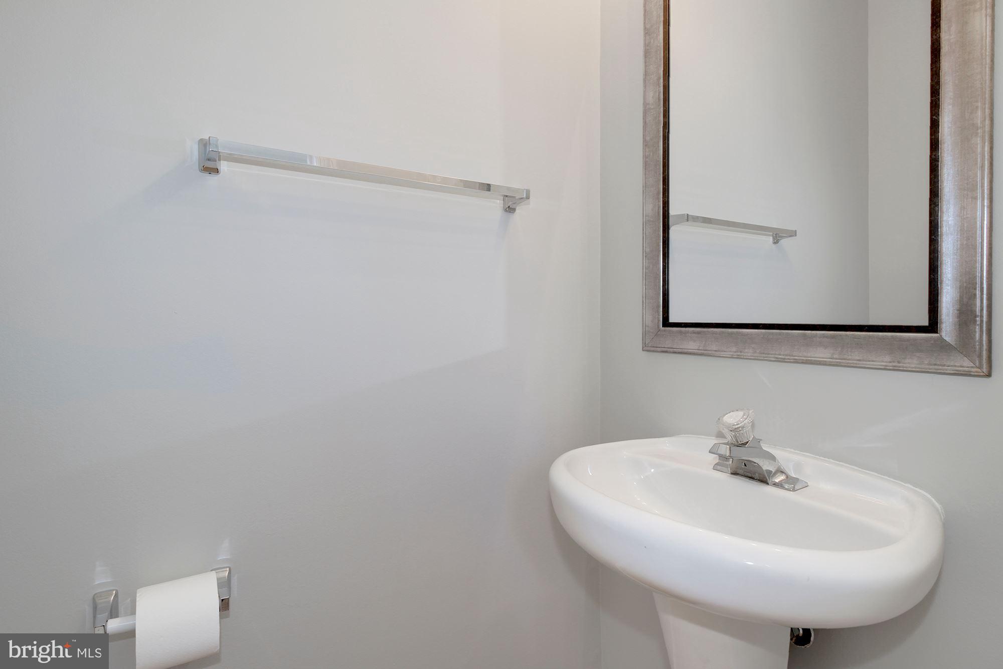 COURTS AT BELLE POINTE - Residential