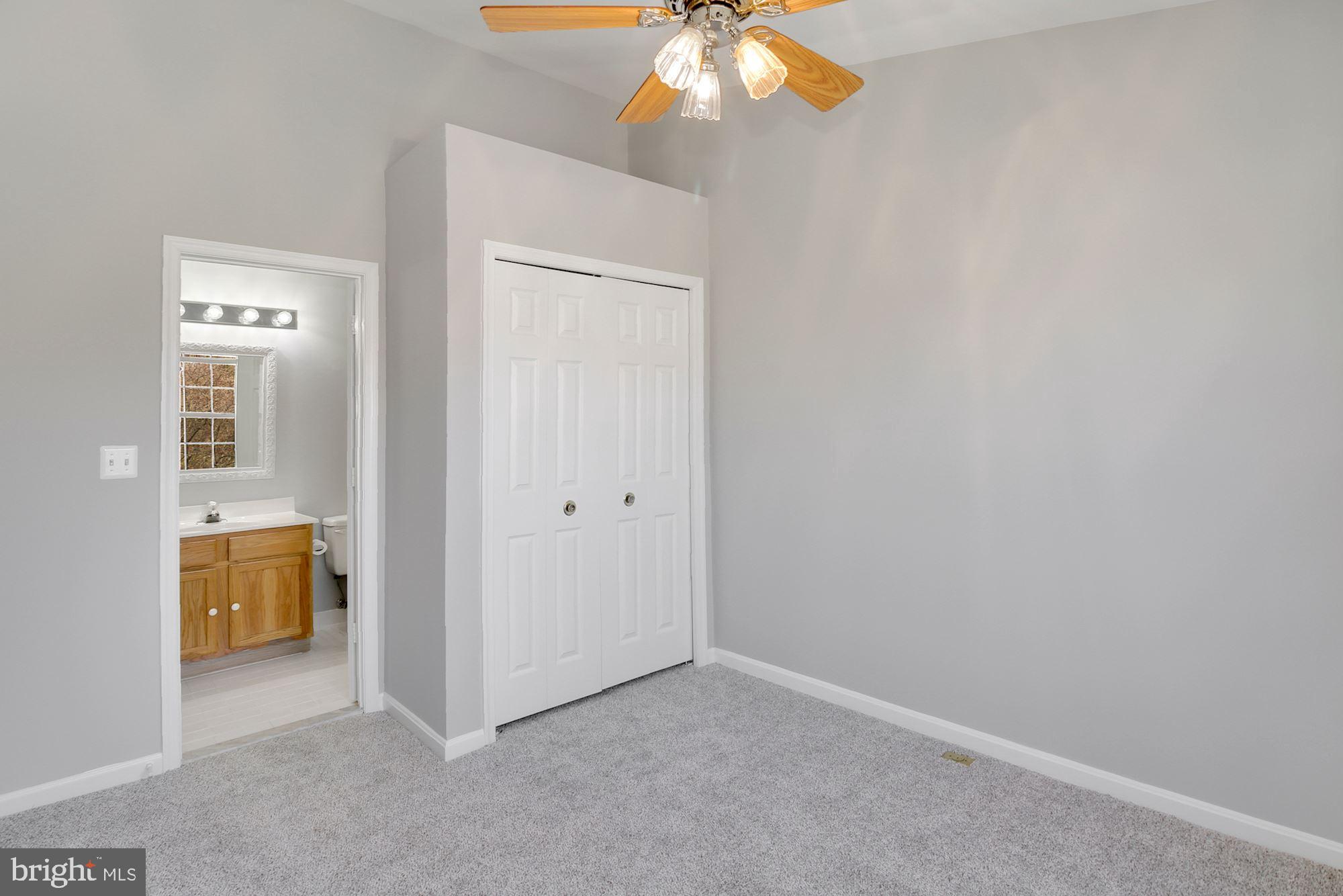 COURTS AT BELLE POINTE - Residential