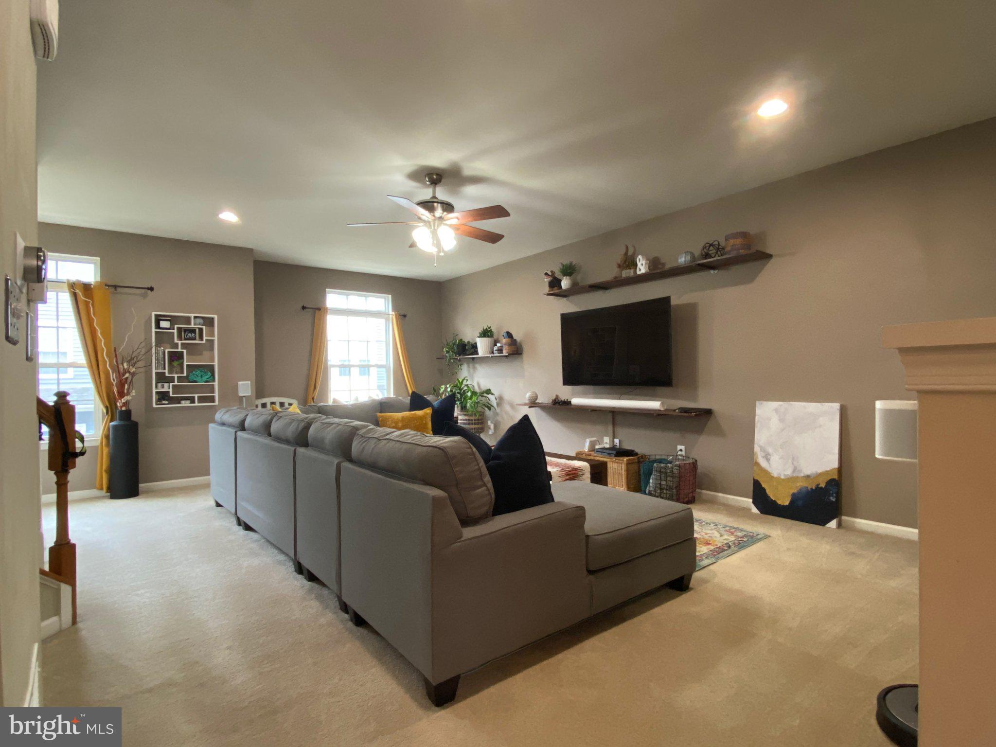 6 FOX COURT