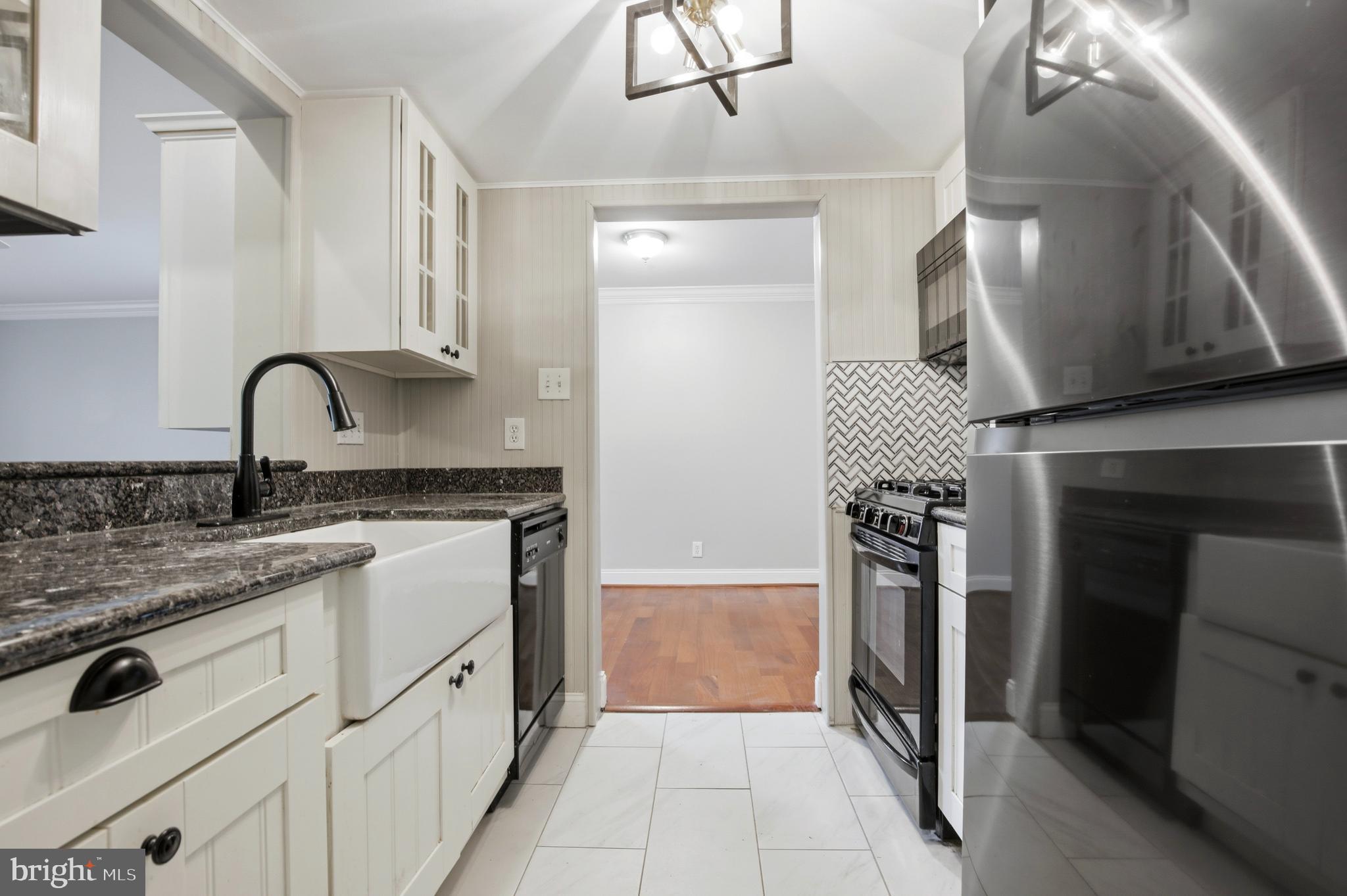 GLENHARDIE CONDOS - Residential