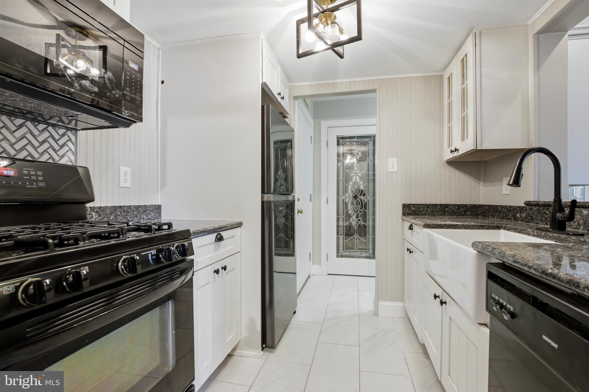 GLENHARDIE CONDOS - Residential