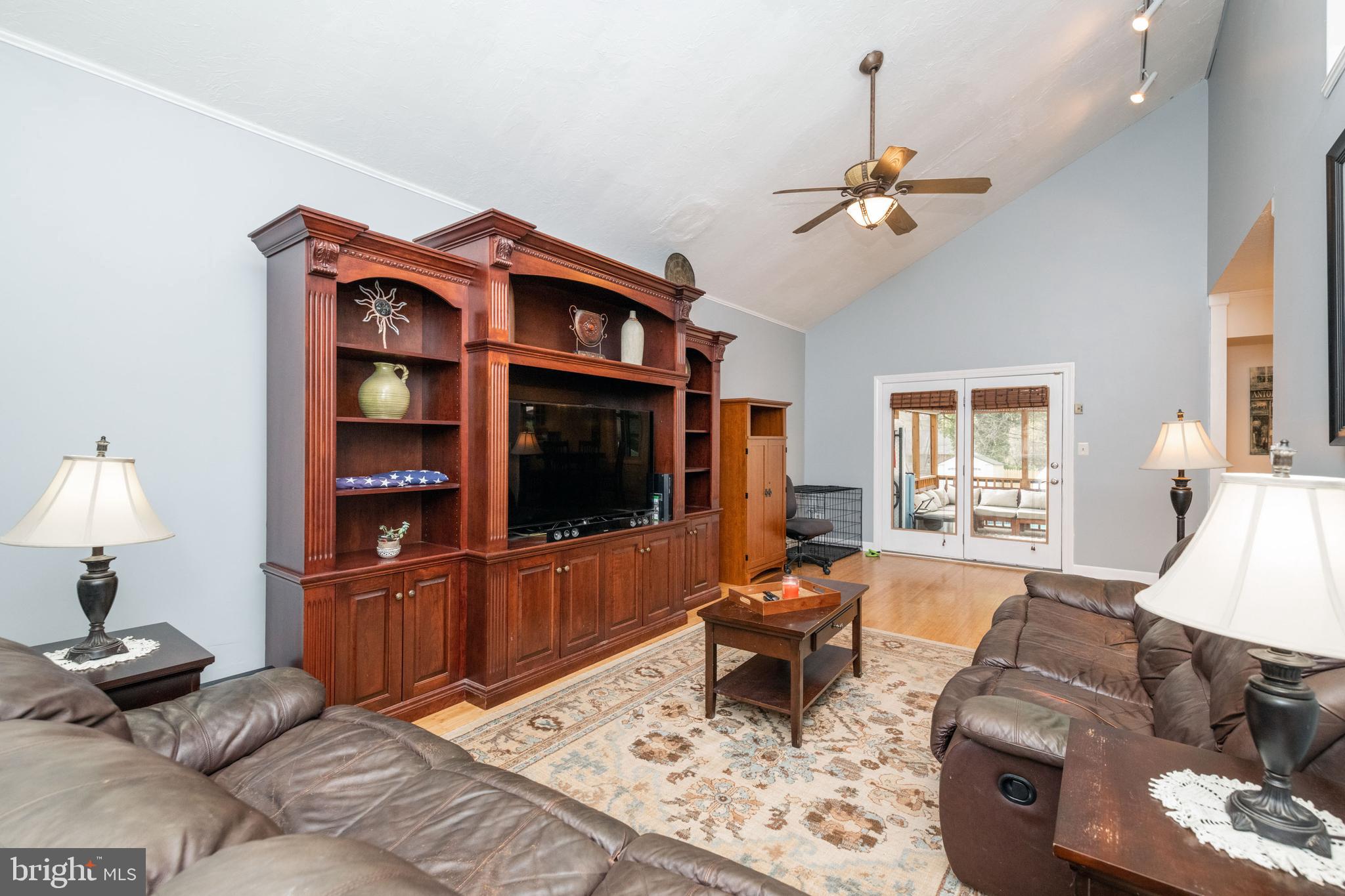 CAPE ST CLAIRE - Residential