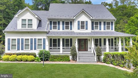Photo of 15017 Rumson Place, MANASSAS, VA 20111 (MLS # VAPW2119796)