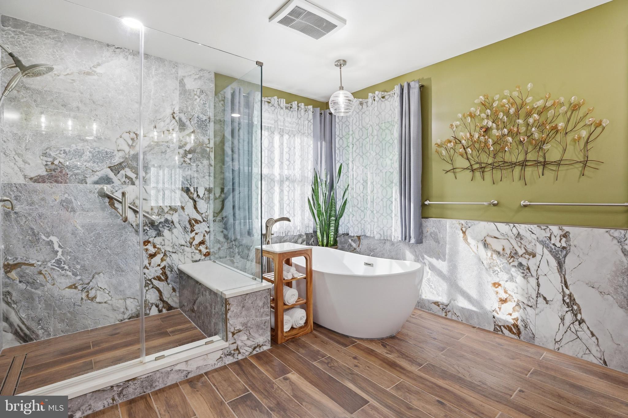 BALLANTRAE ESTATES - Residential