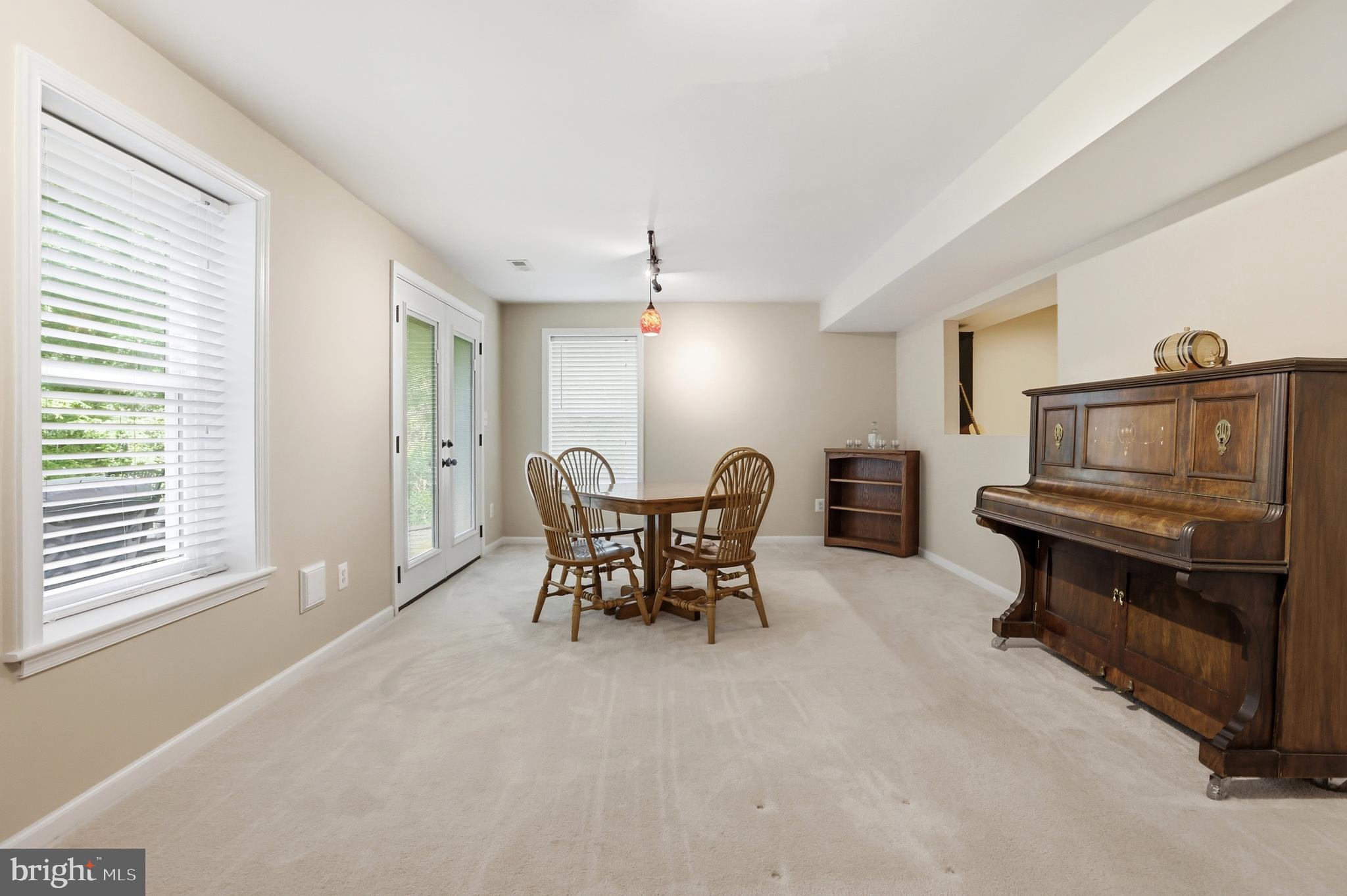 BALLANTRAE ESTATES - Residential