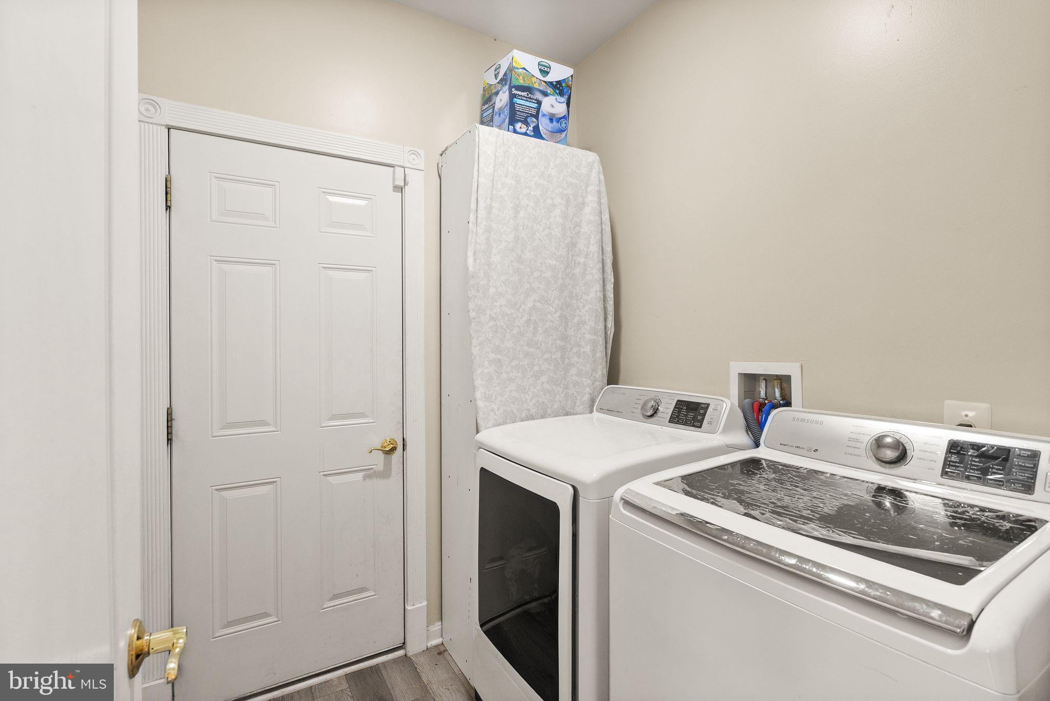 BROOKEWOOD FARMS - Residential