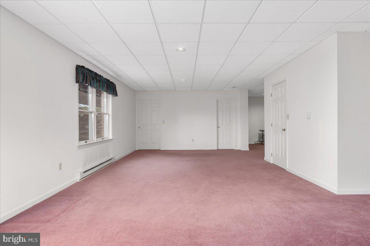 VAN LEAR MANOR - Residential