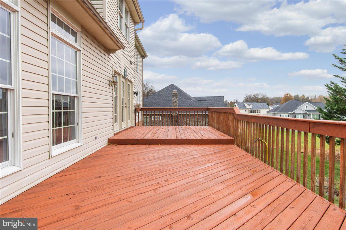 VAN LEAR MANOR - Residential