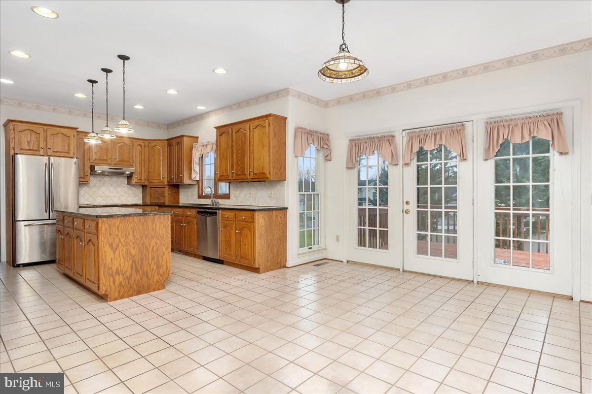 VAN LEAR MANOR - Residential