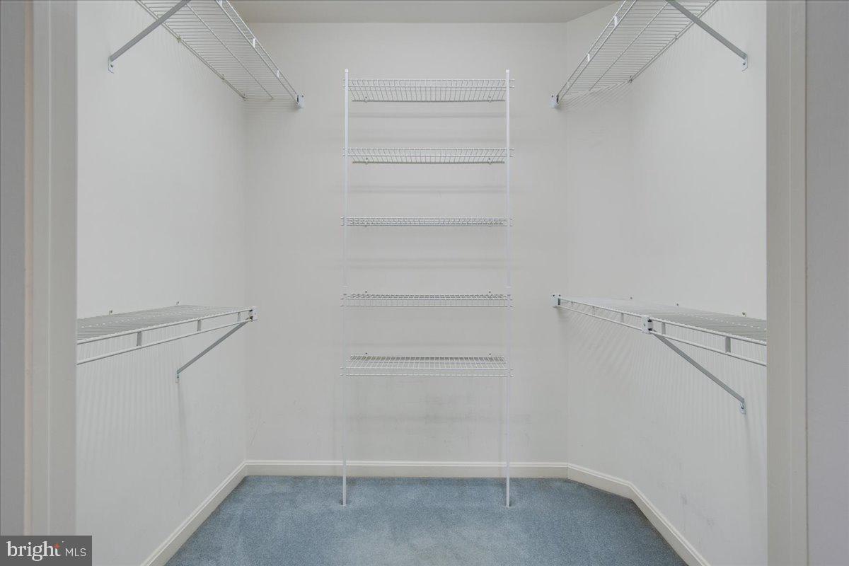 VAN LEAR MANOR - Residential