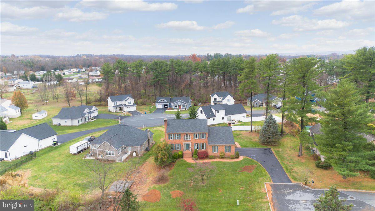 VAN LEAR MANOR - Residential