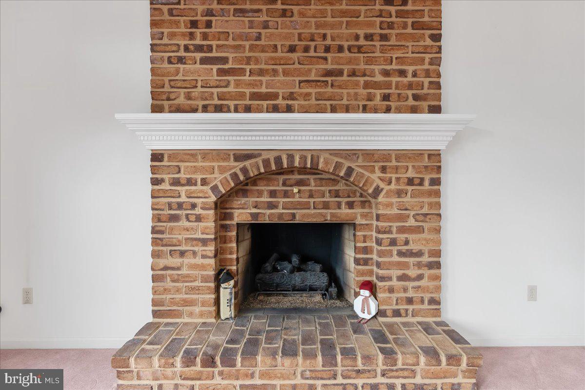 VAN LEAR MANOR - Residential