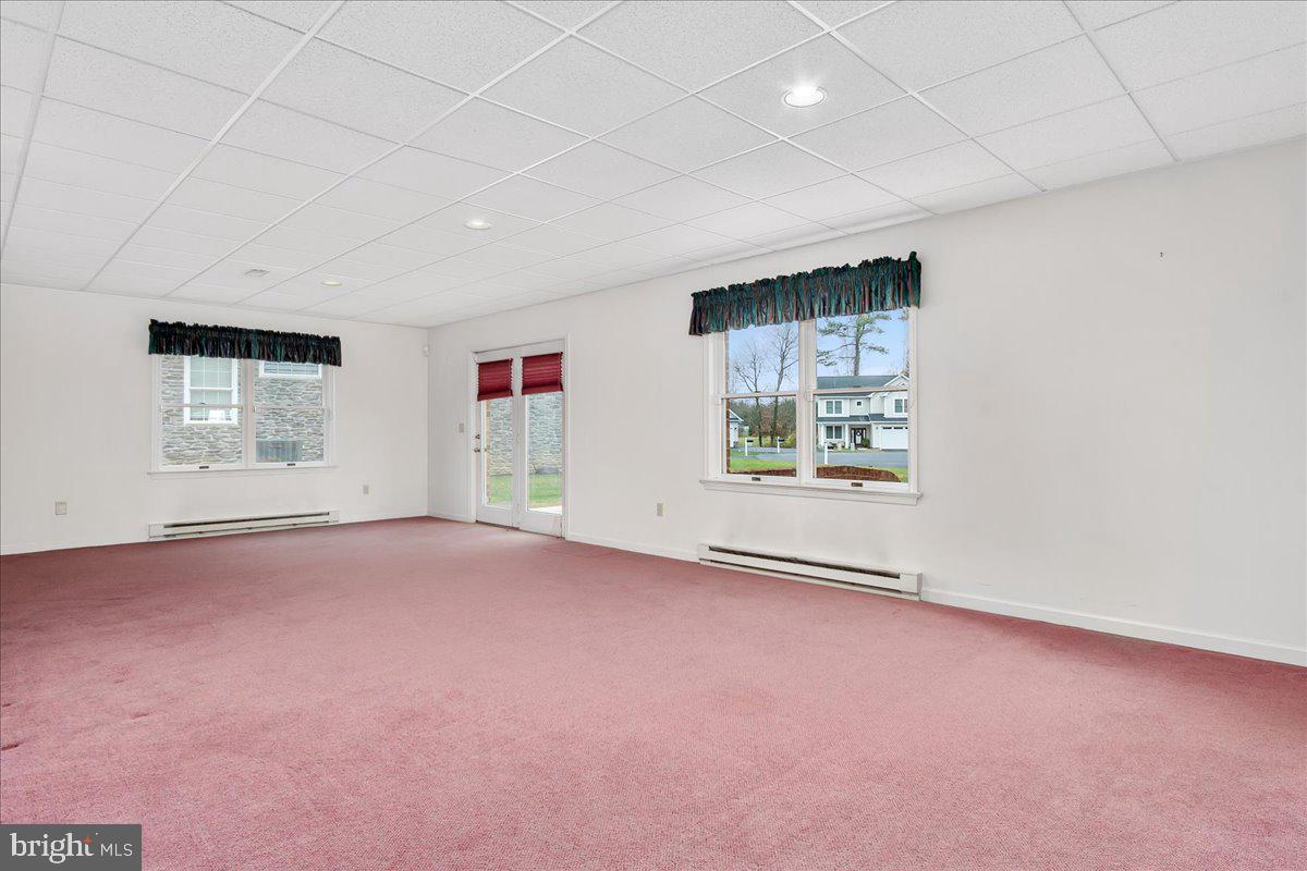 VAN LEAR MANOR - Residential