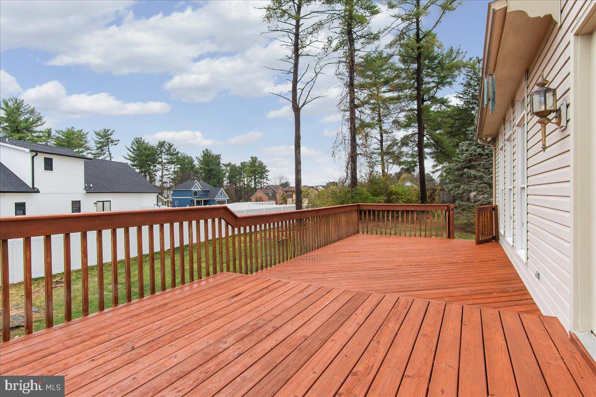 VAN LEAR MANOR - Residential